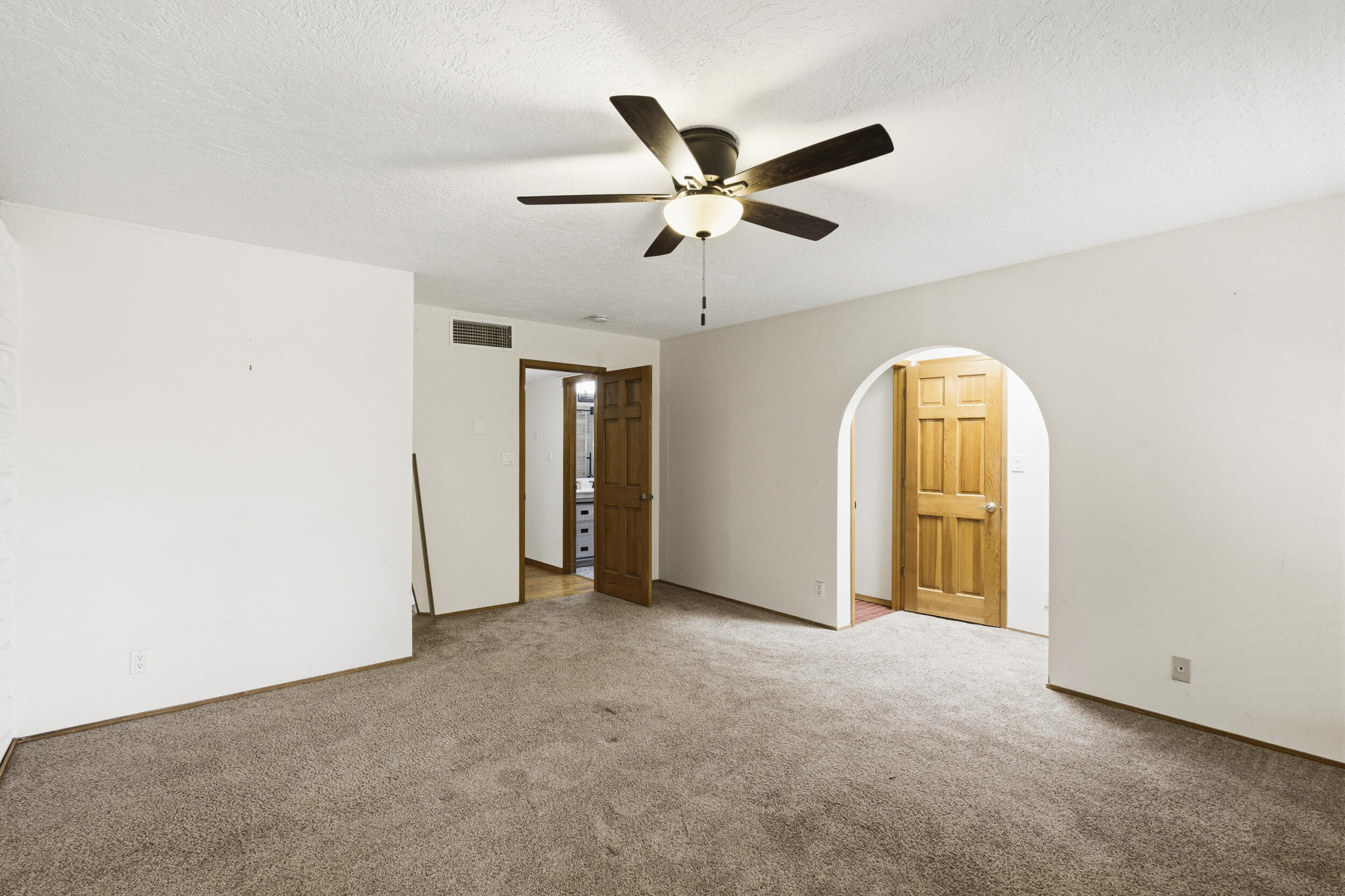 1181 Mesa Loop NW