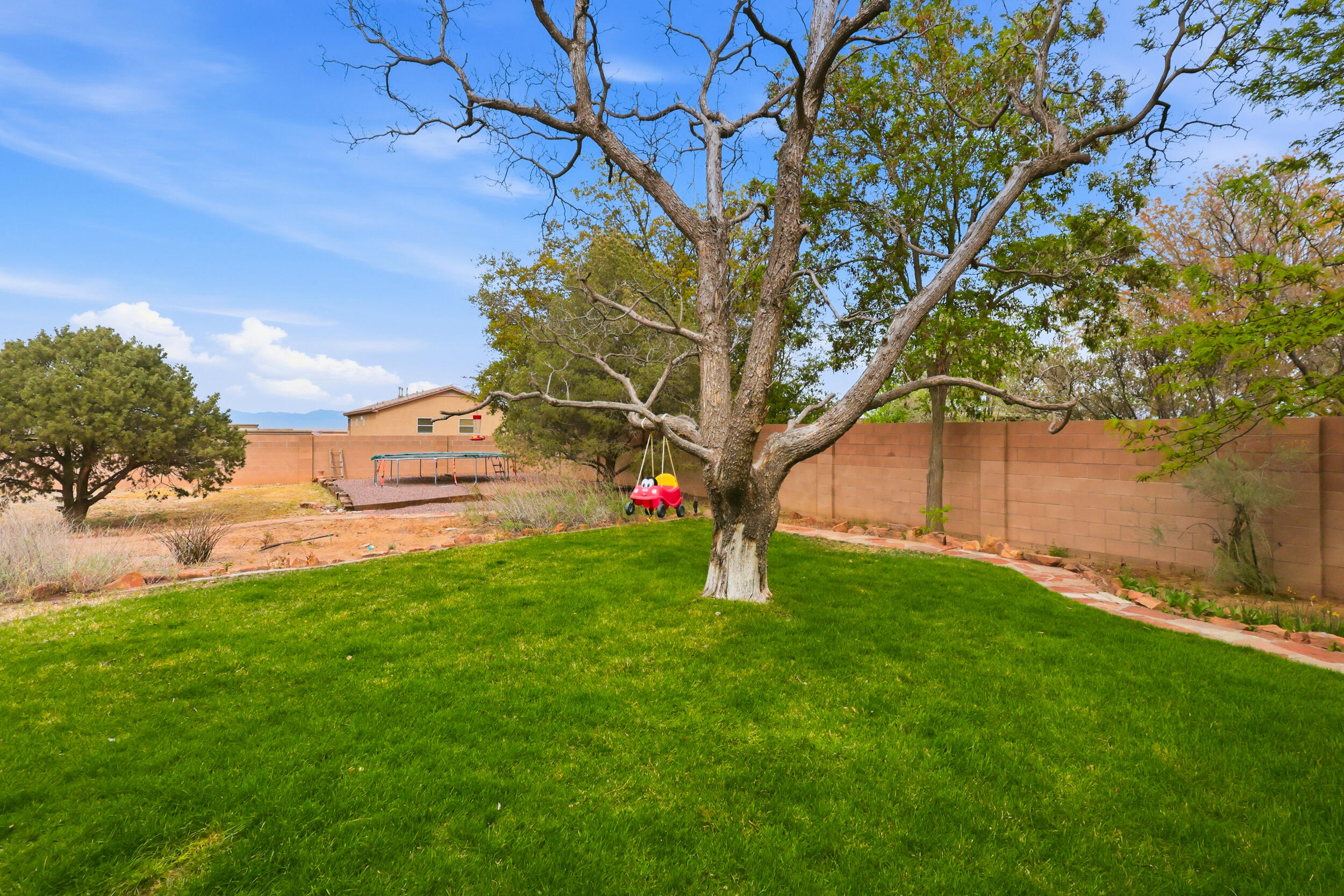 1181 Mesa Loop NW