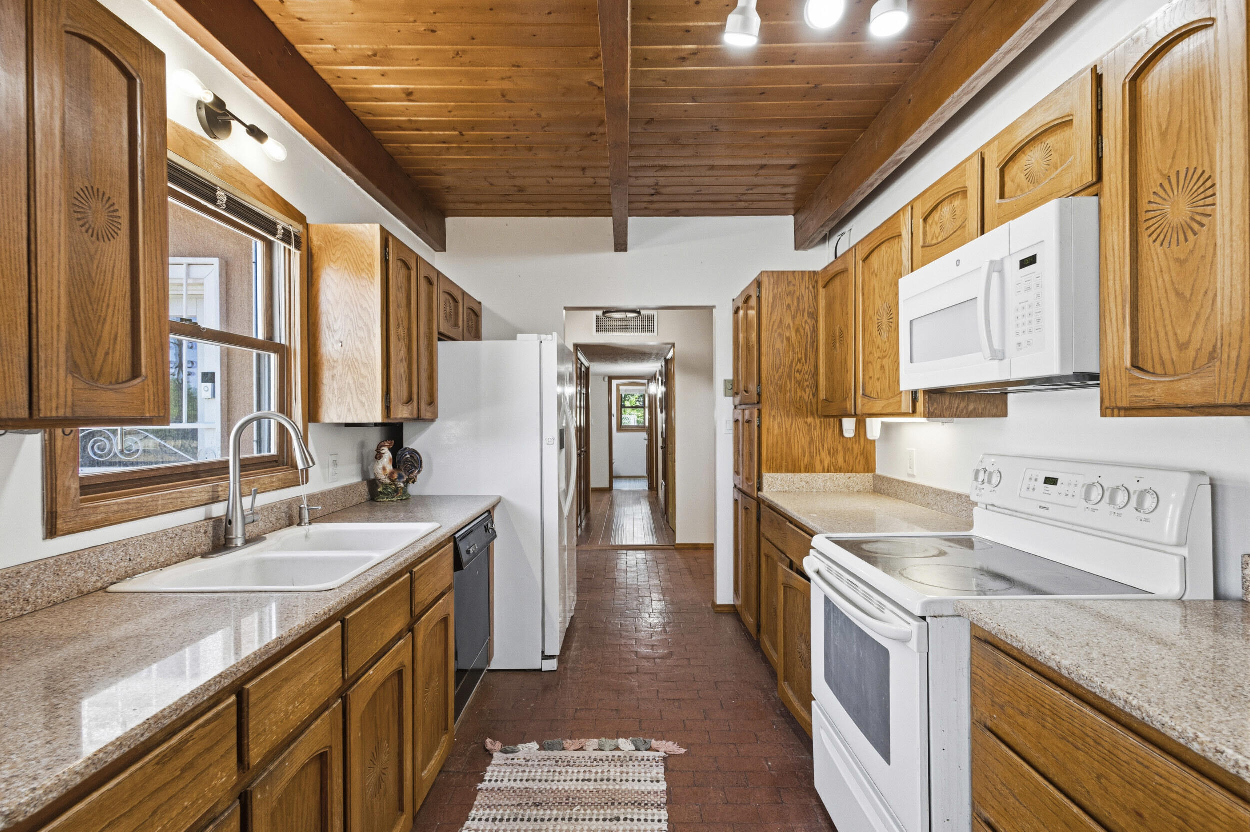 1181 Mesa Loop NW