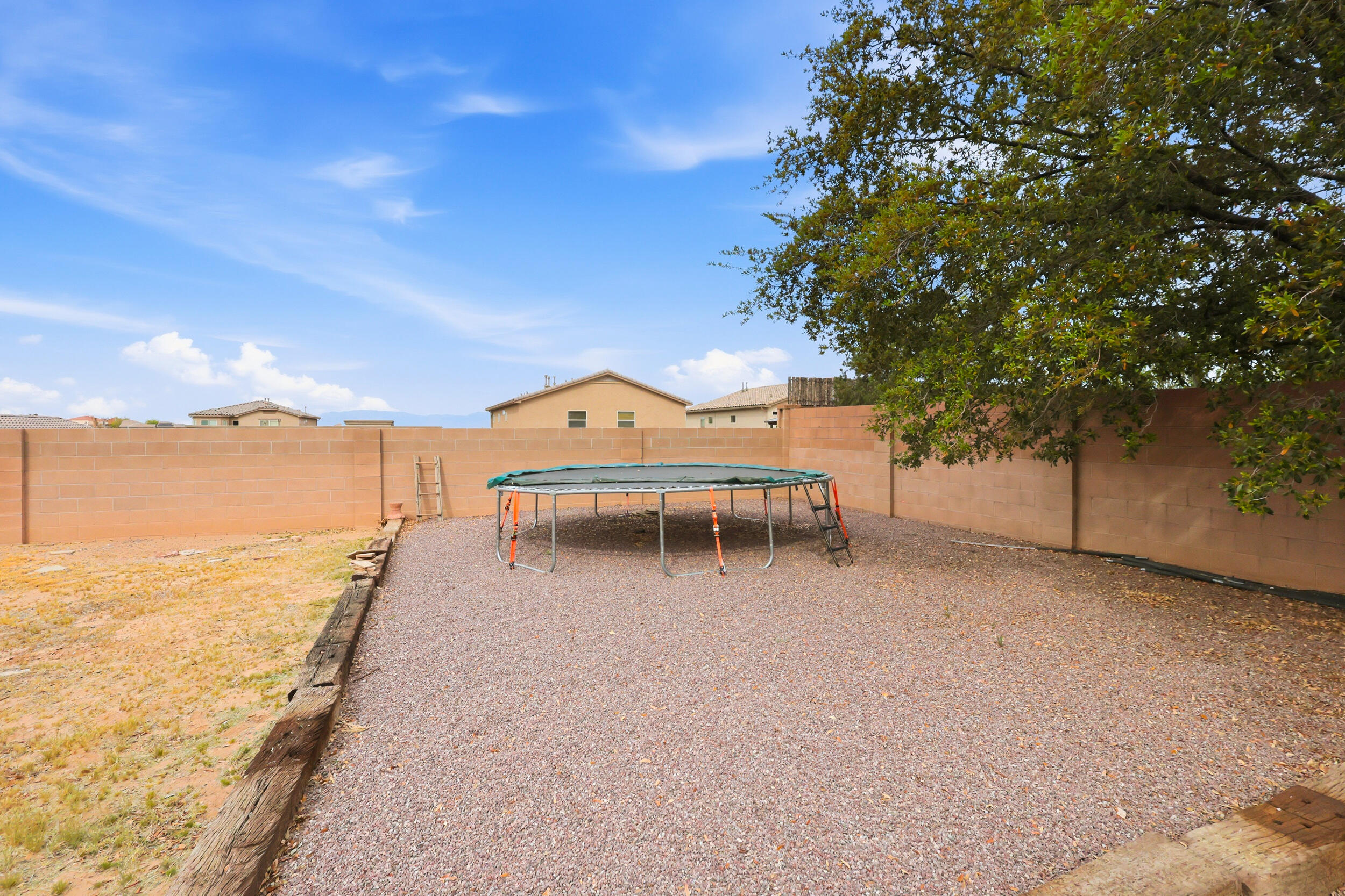 1181 Mesa Loop NW