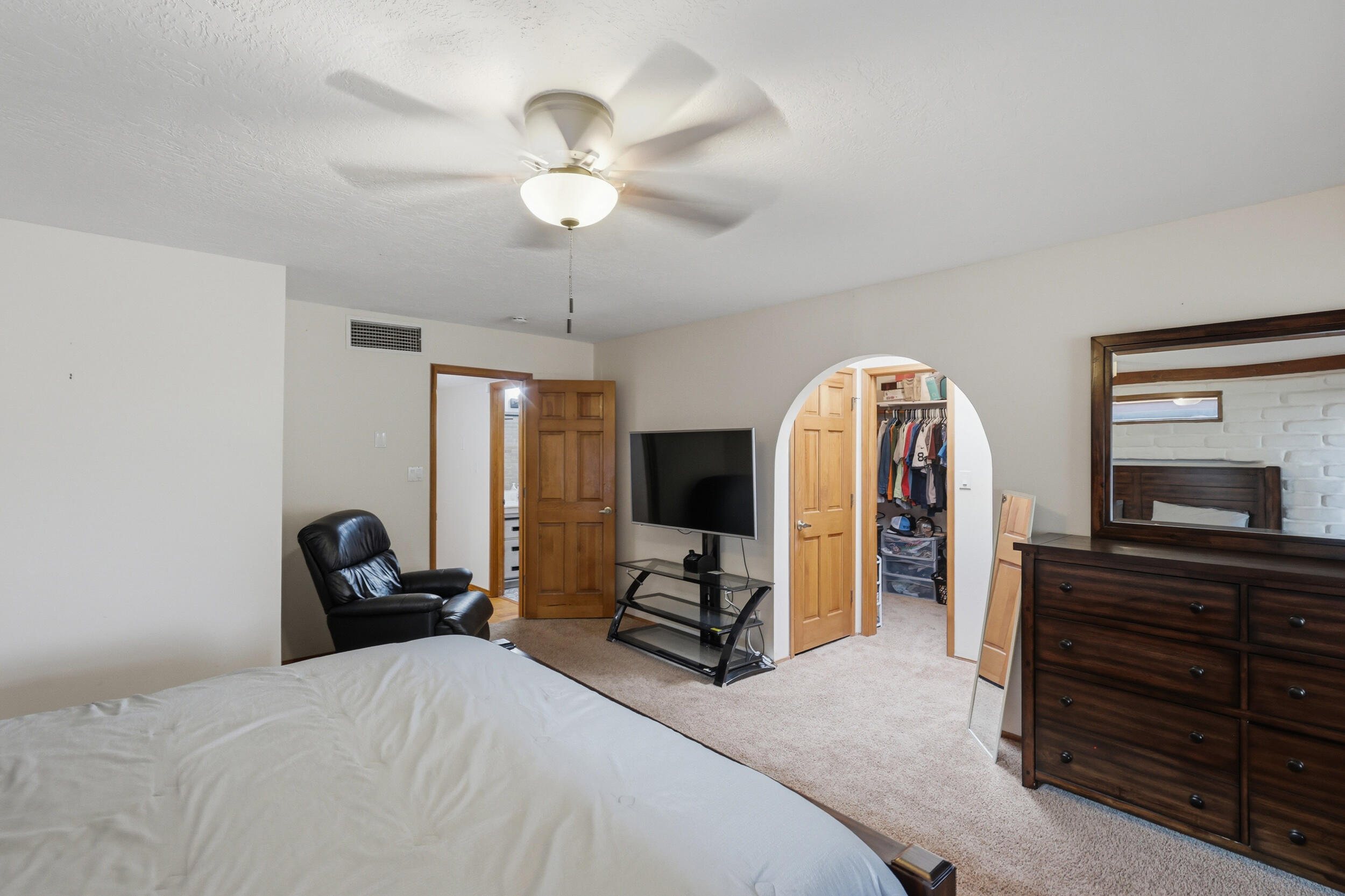 1181 Mesa Loop NW