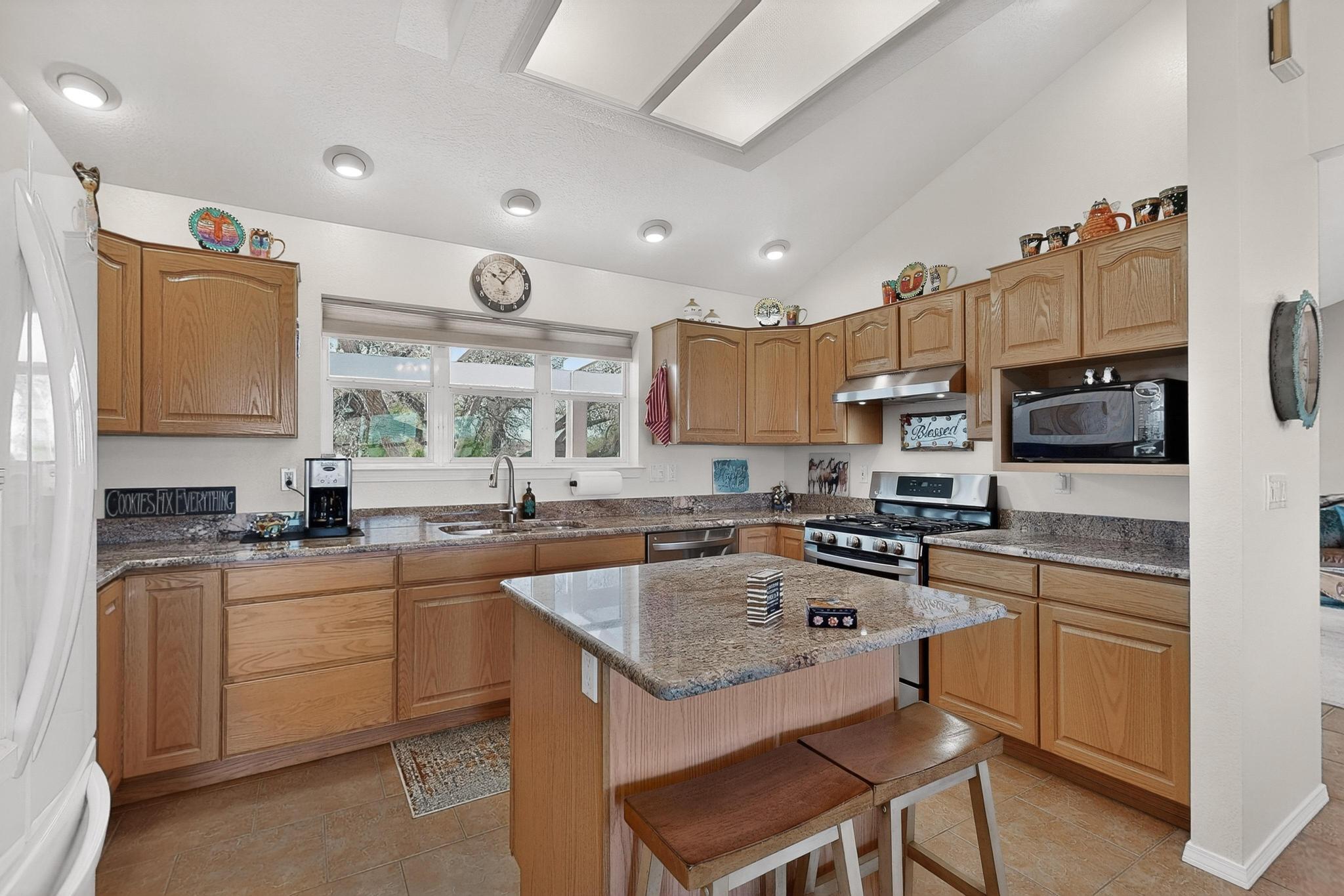 8645 Sabrina Lane SW