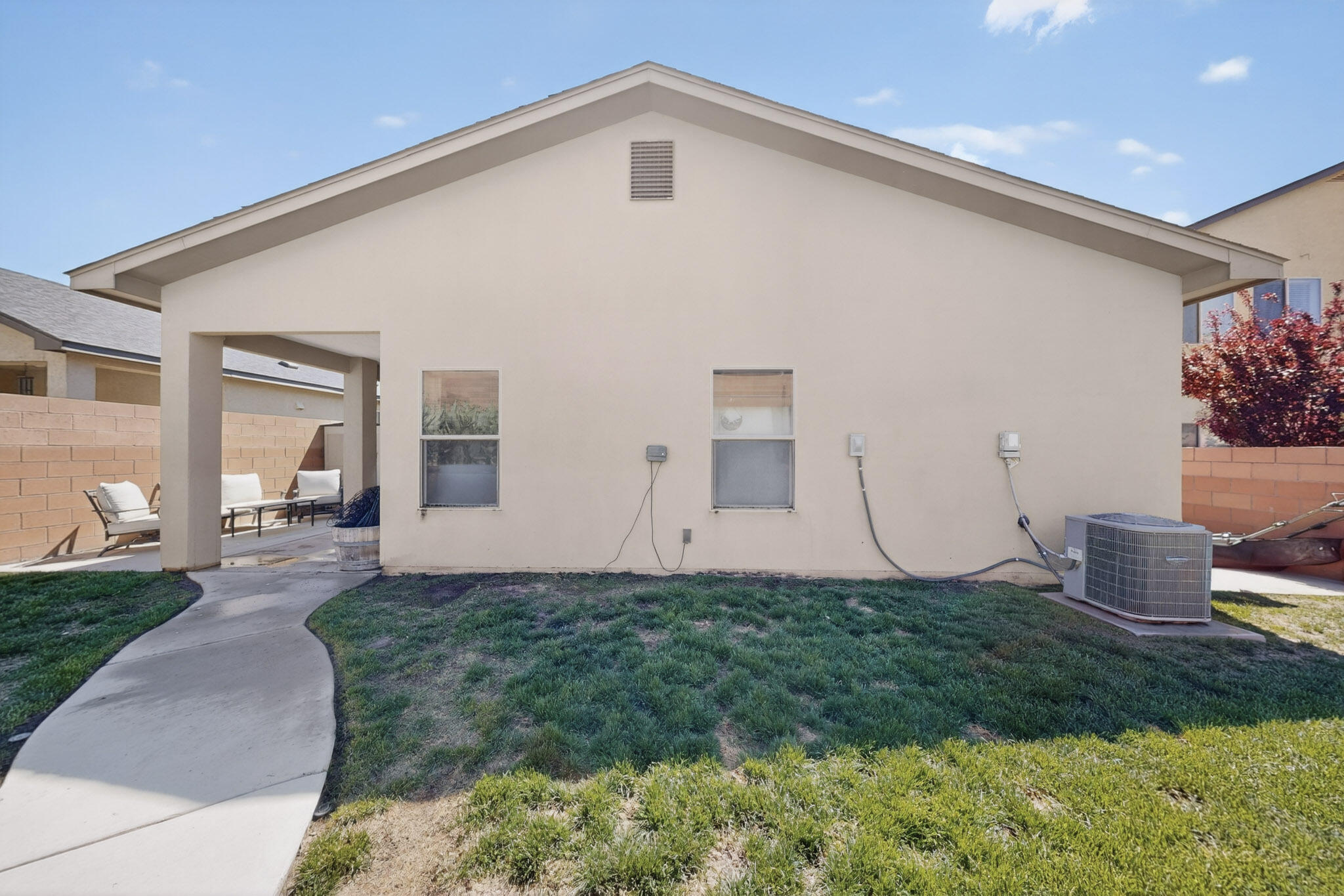 6227 Nueva Espana Road NW