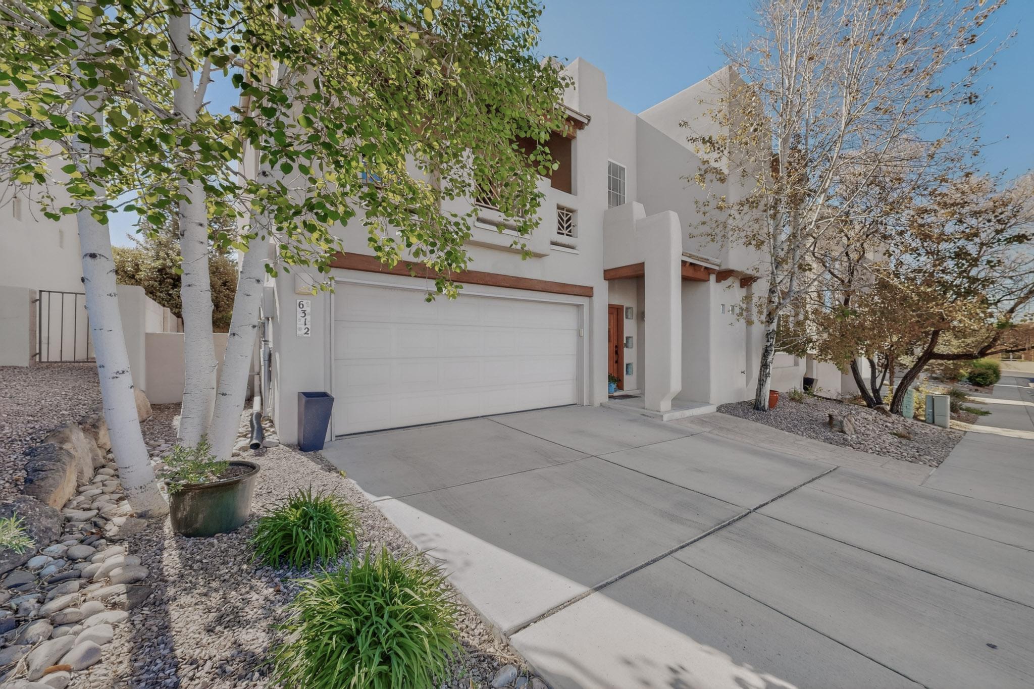 6312 Calla Lily Circle NE