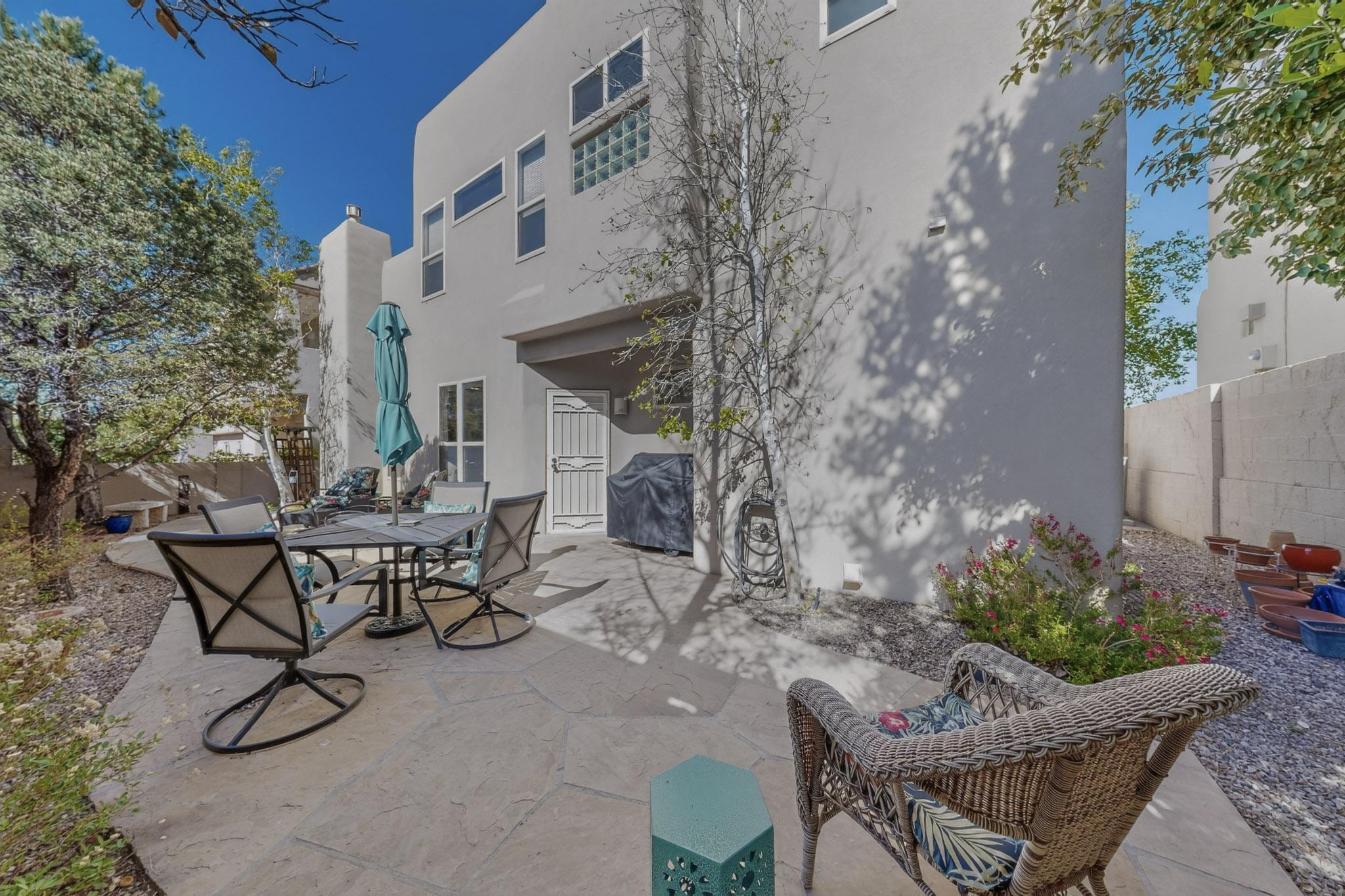 6312 Calla Lily Circle NE