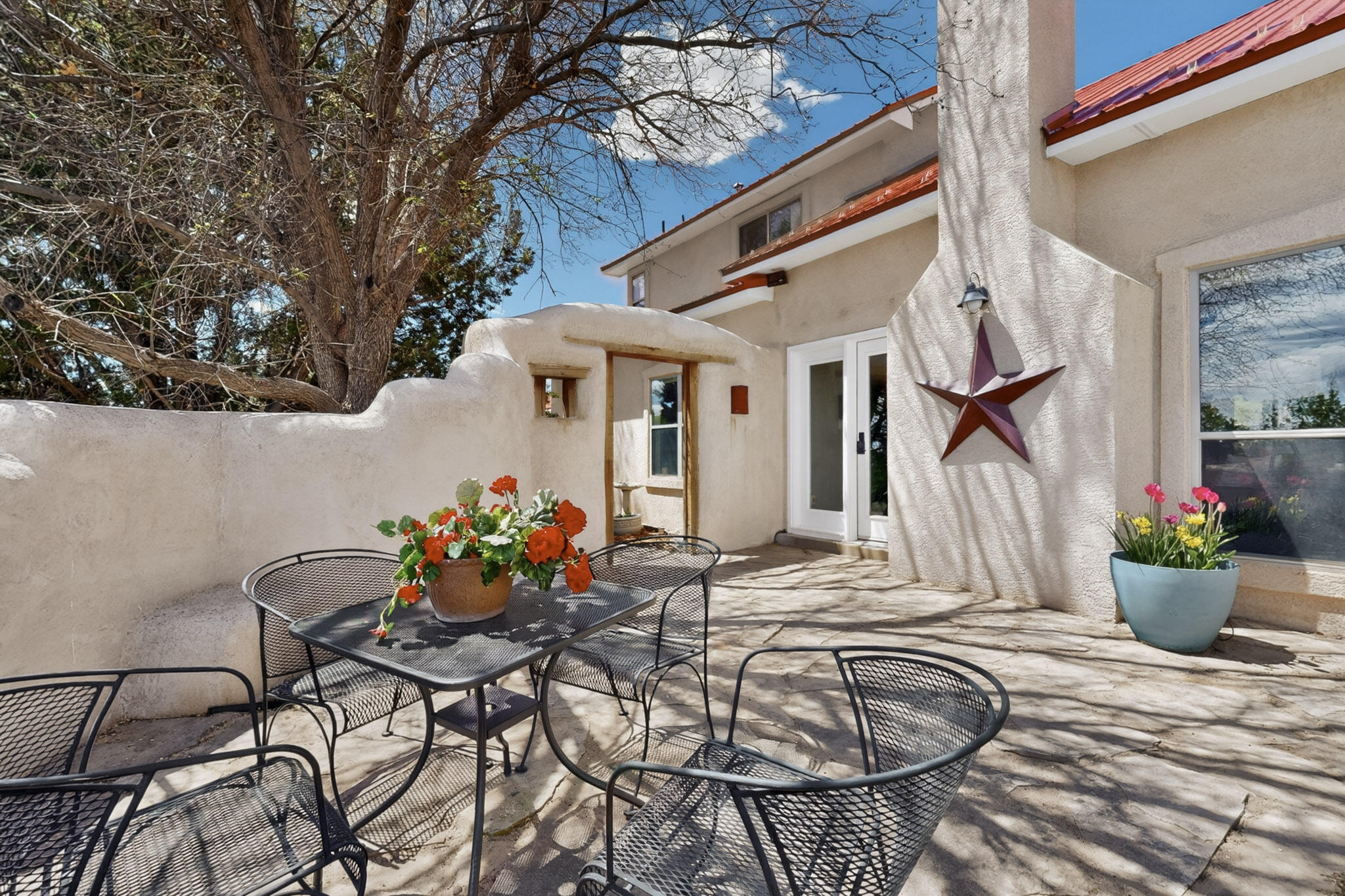 56 Western Saddle Drive