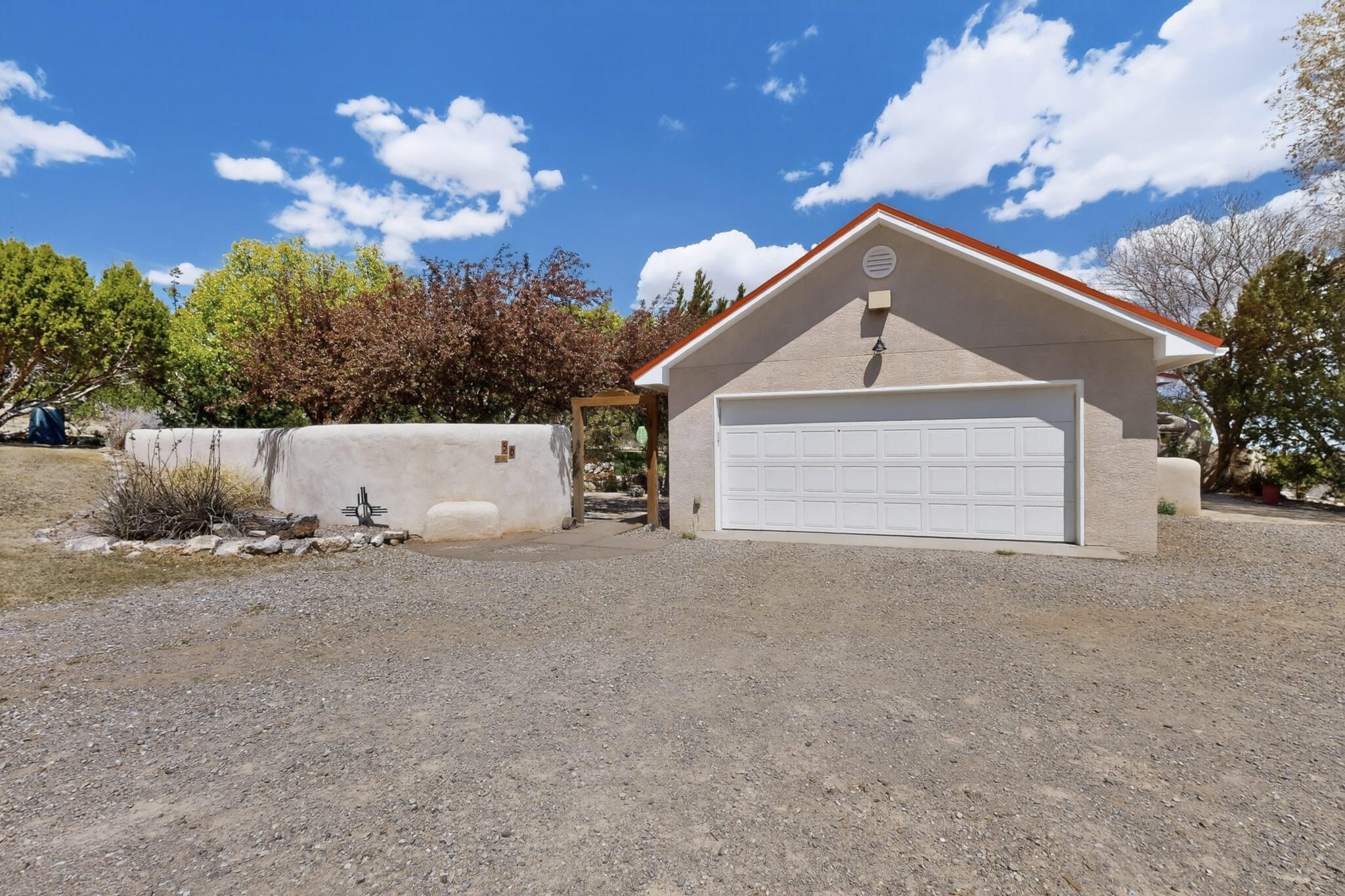 56 Western Saddle Drive