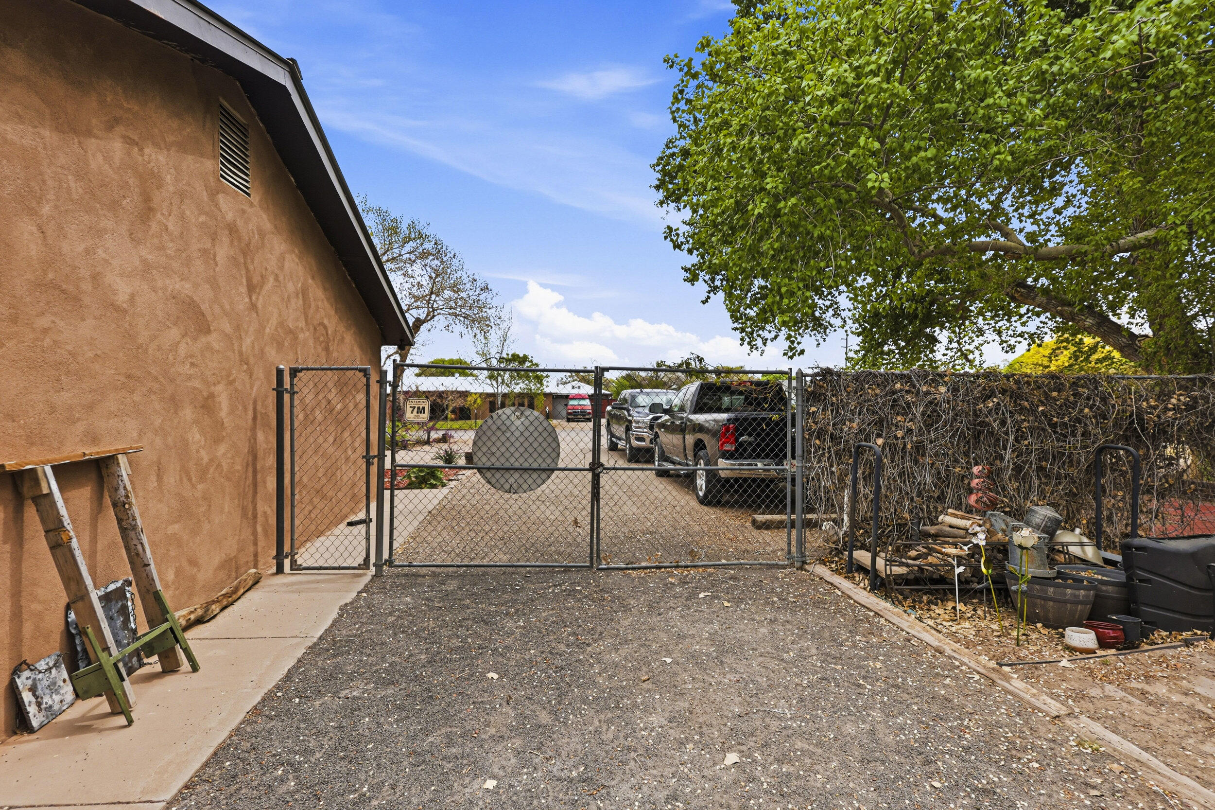 6109 Alvis Circle SW