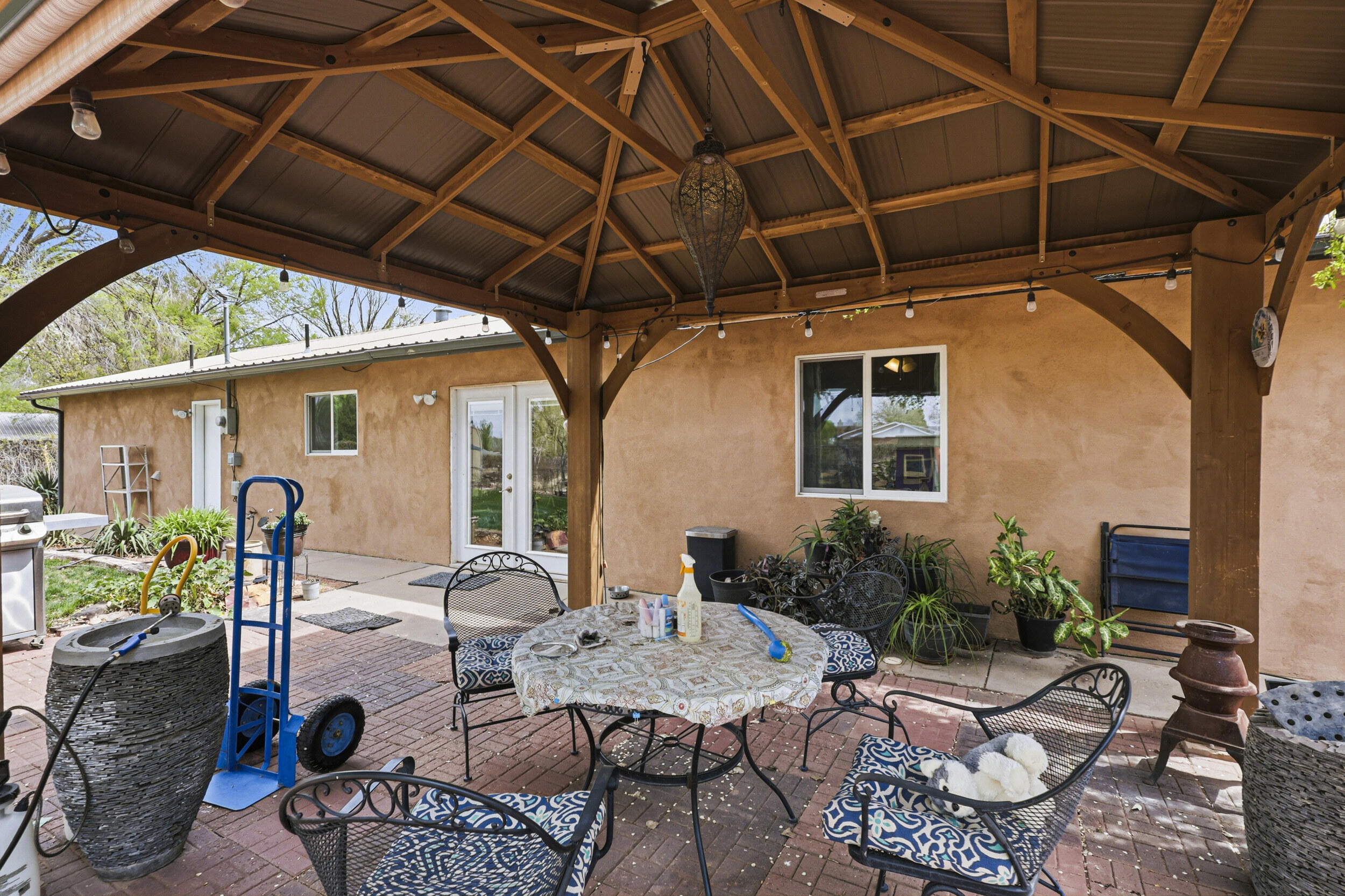 6109 Alvis Circle SW