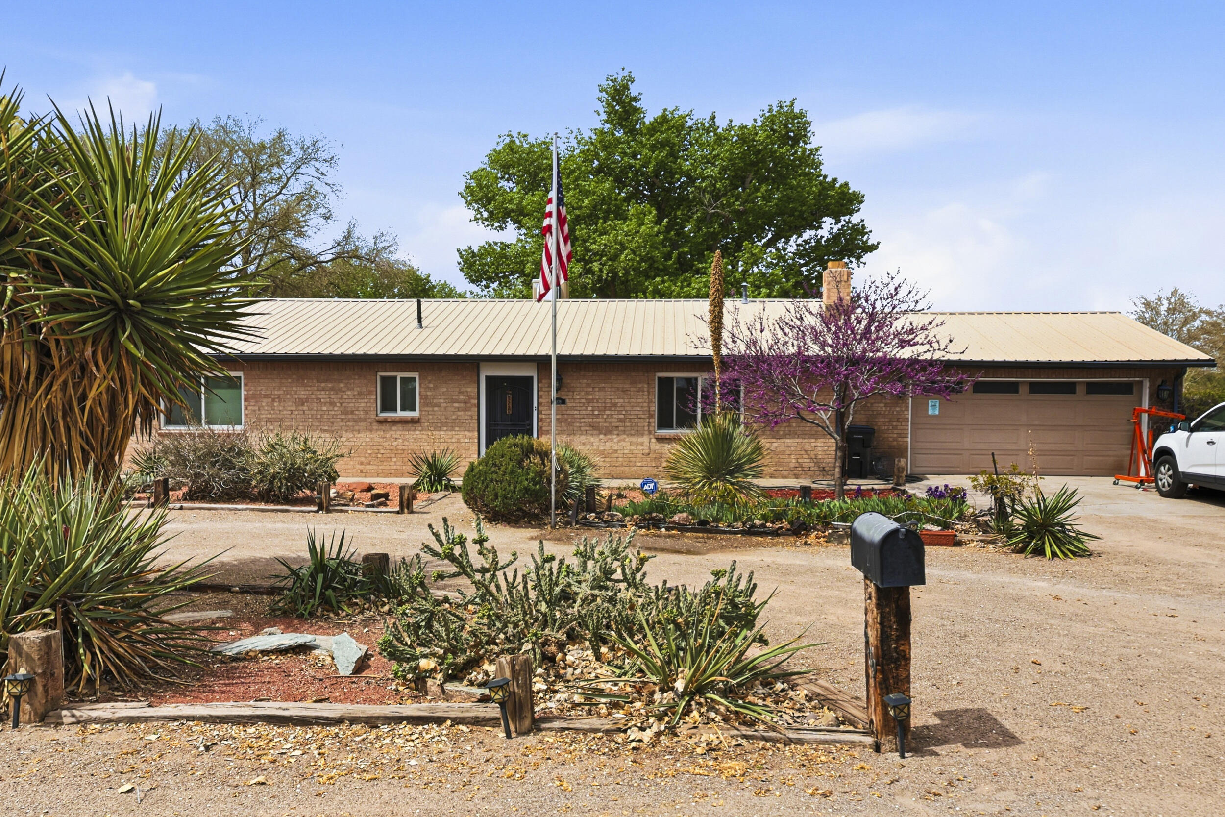 6109 Alvis Circle SW