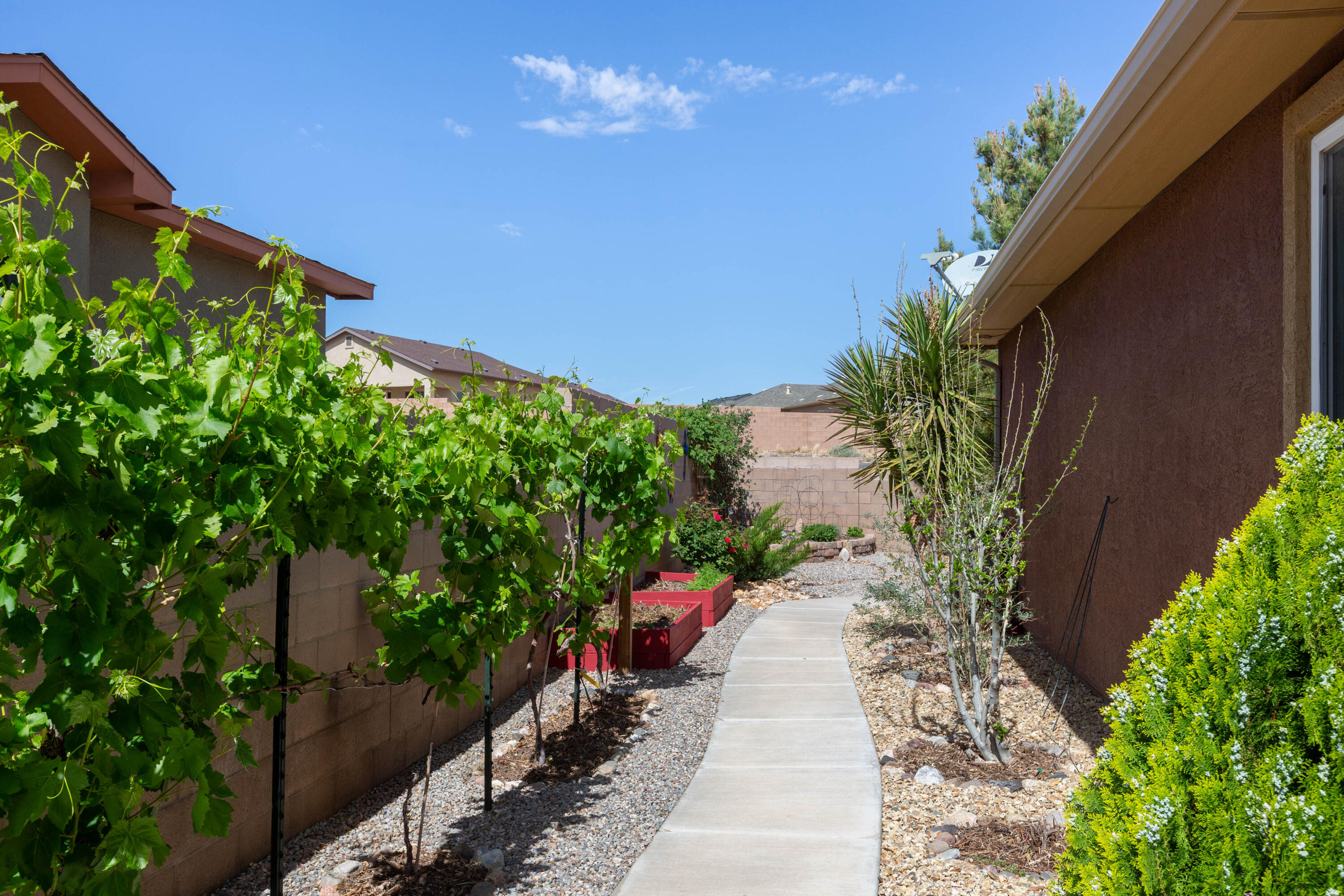 601 Promenade Trail SW