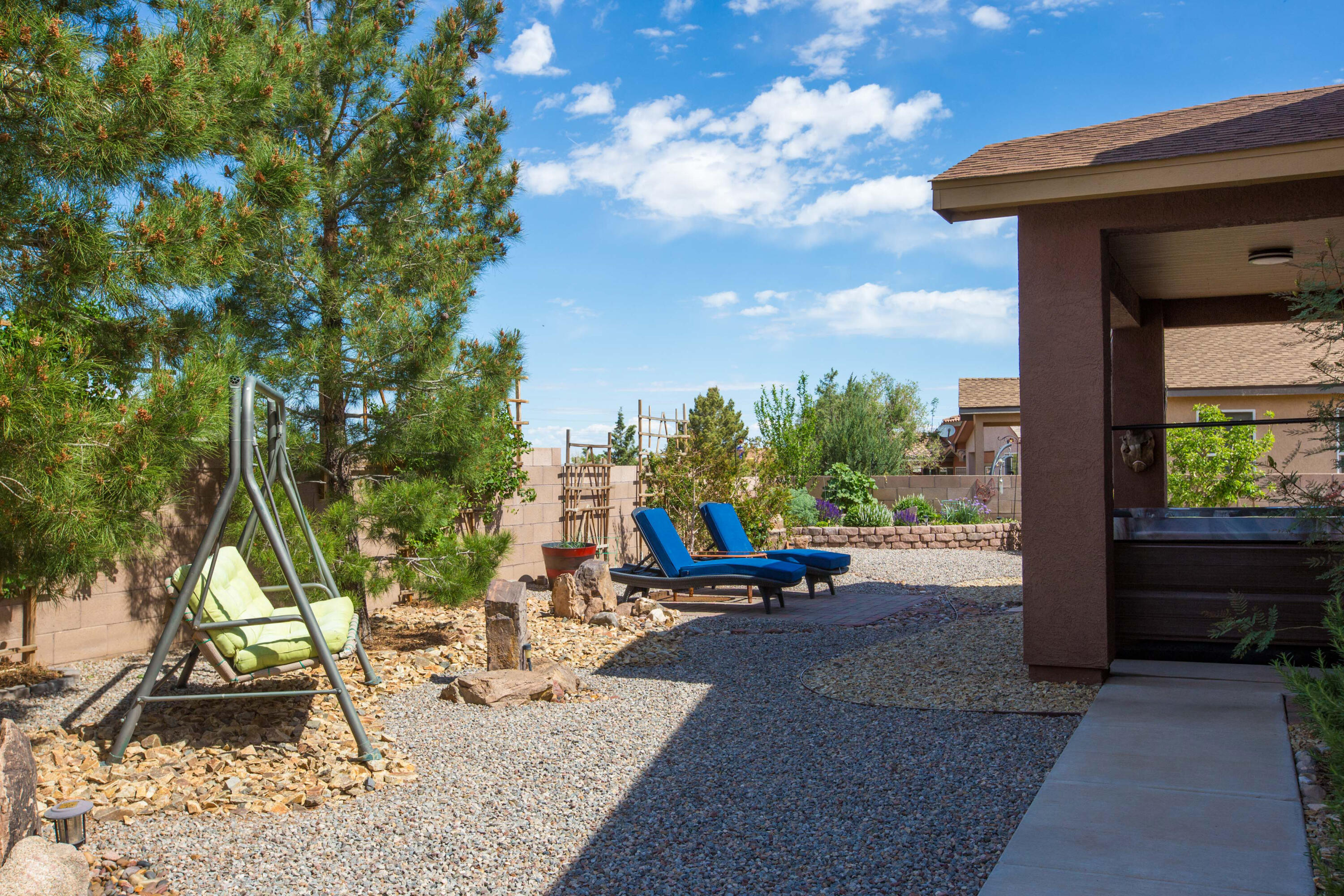 601 Promenade Trail SW