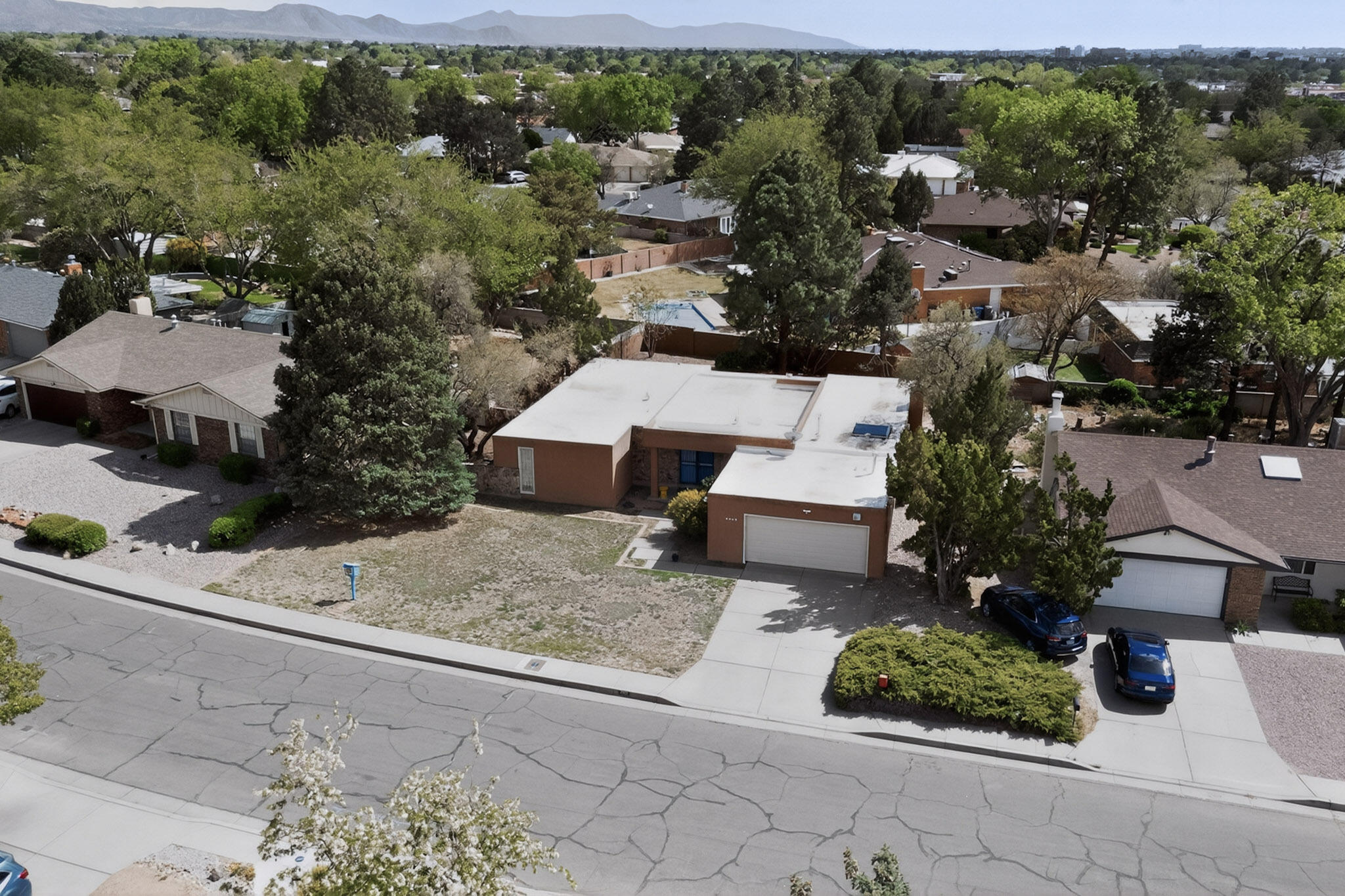 7012 Arroyo Del Oso Avenue NE