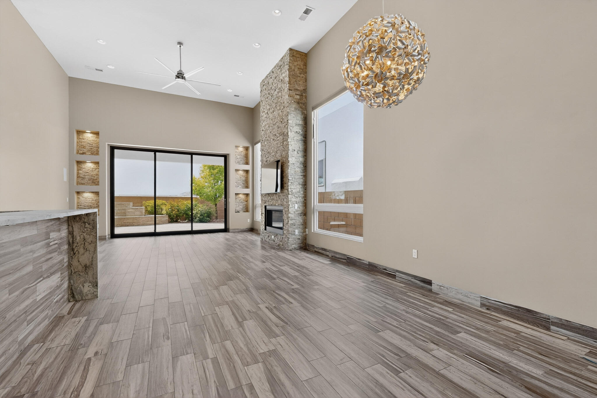 8815 Silver Oak Lane NE