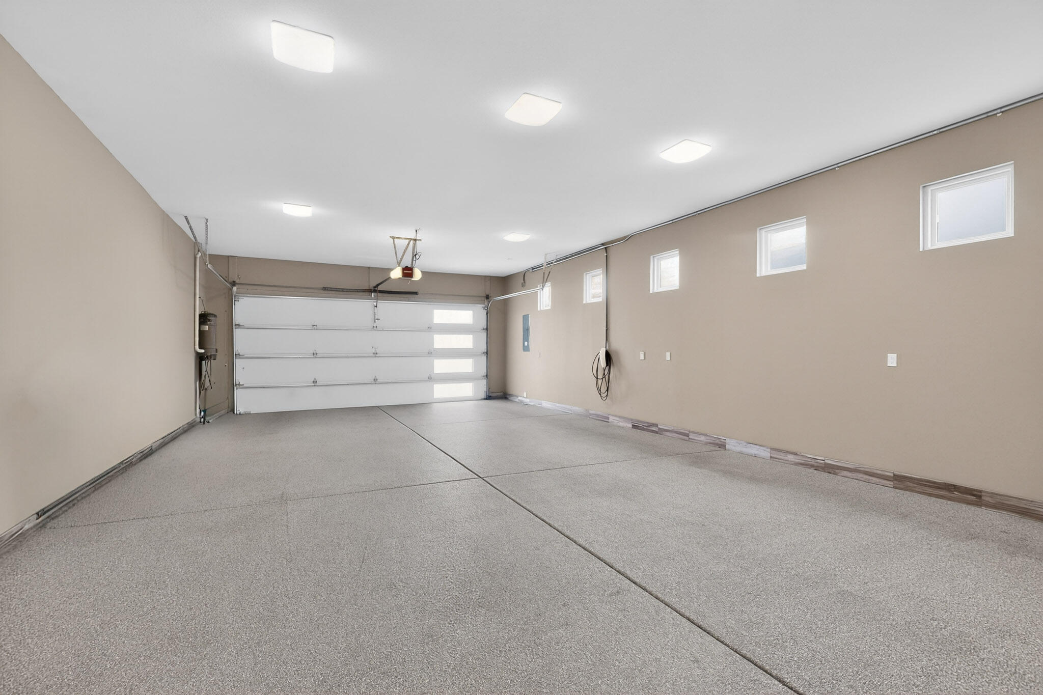 8815 Silver Oak Lane NE