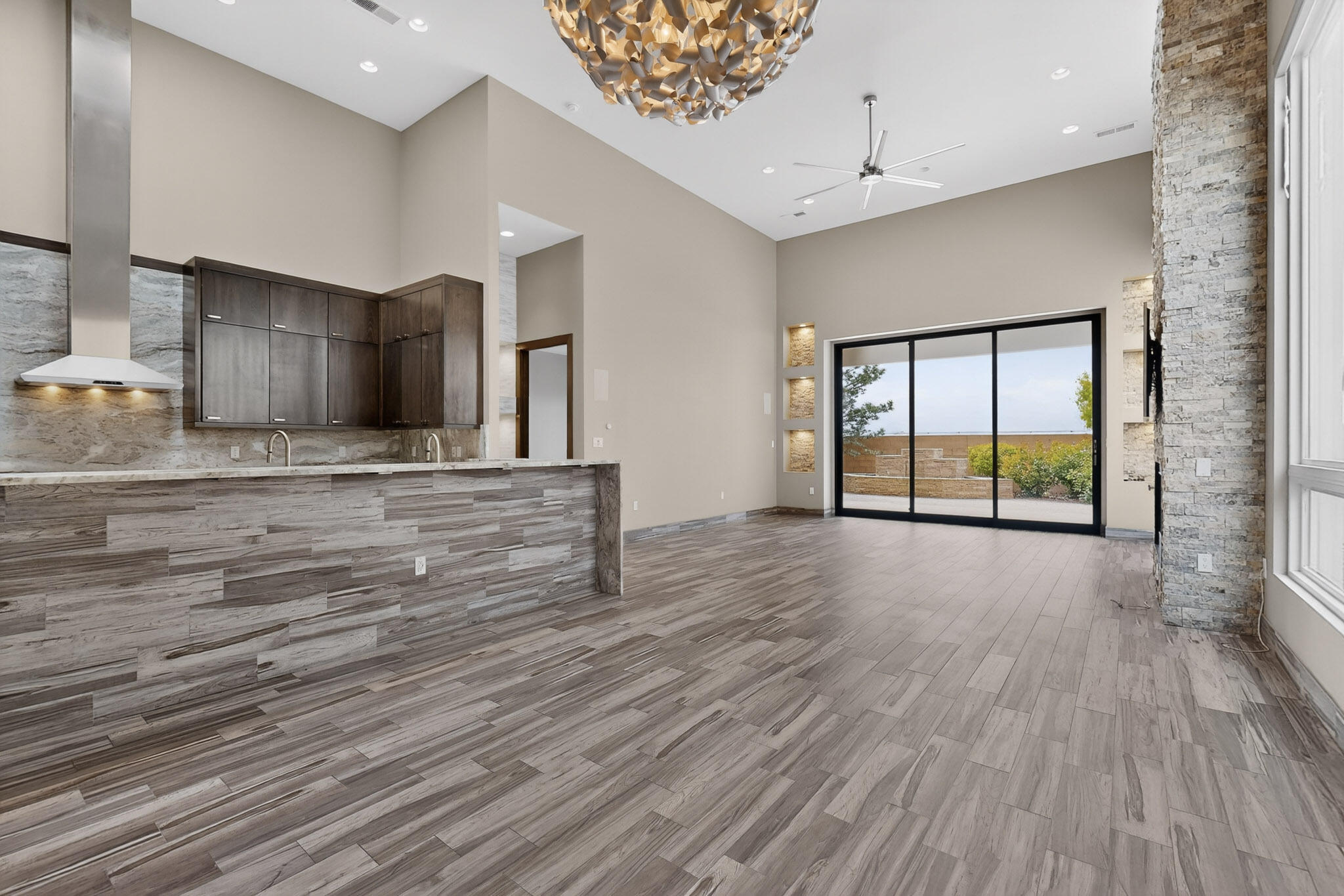 8815 Silver Oak Lane NE