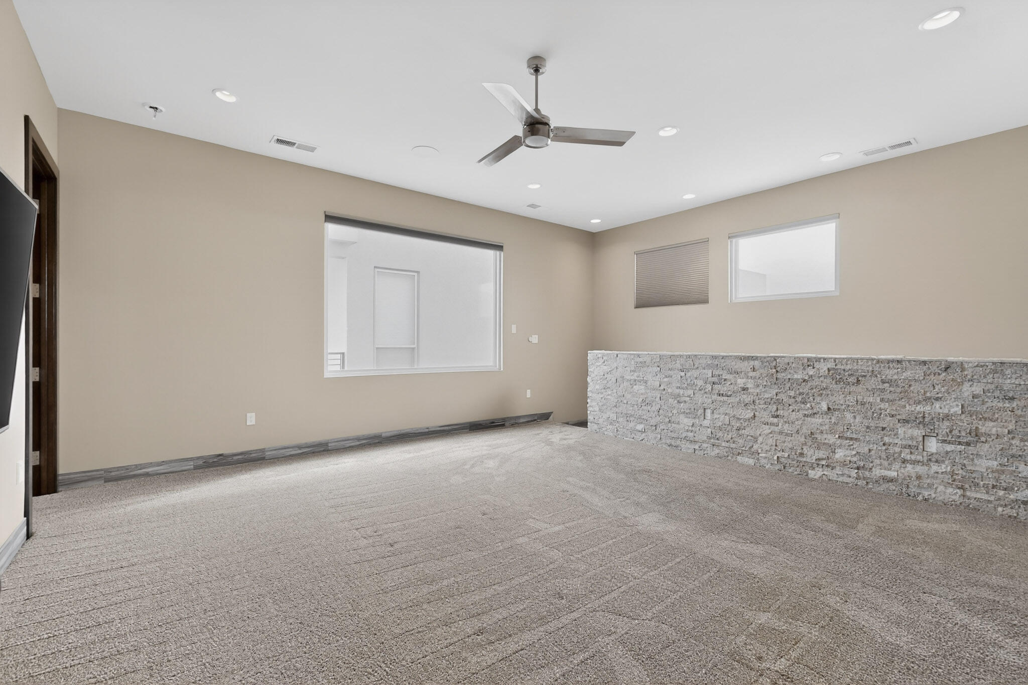 8815 Silver Oak Lane NE