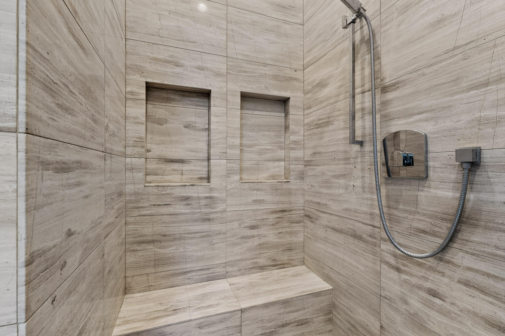 8815 Silver Oak Lane NE