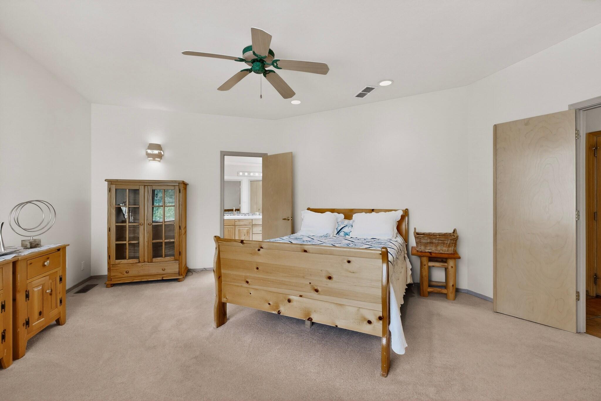 11930 Dusty Rose Road NE