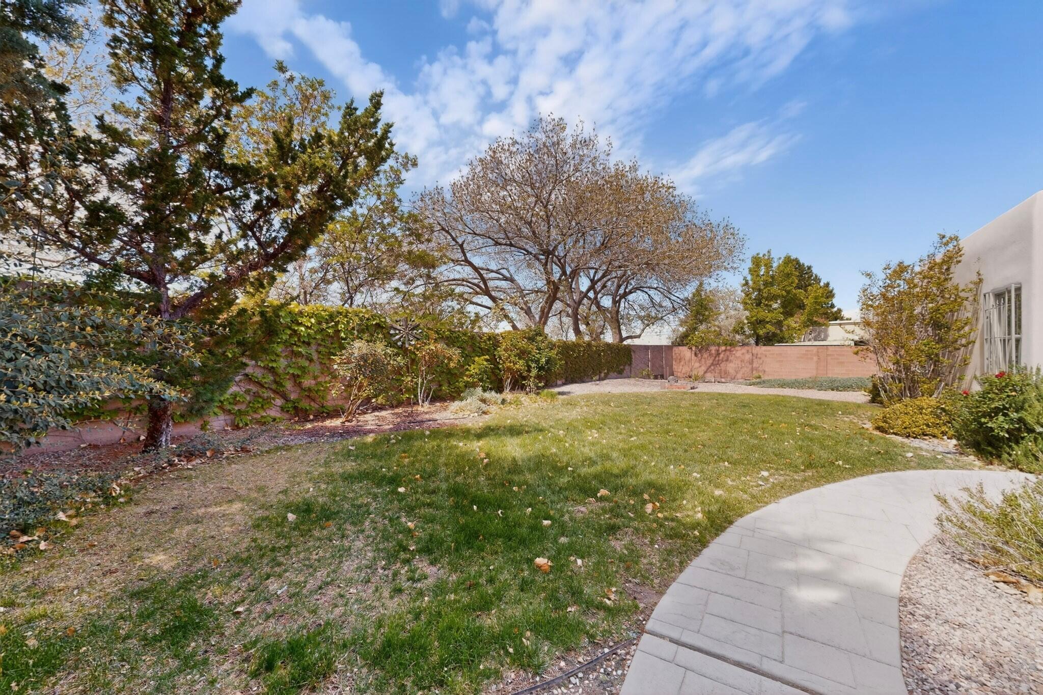 11930 Dusty Rose Road NE