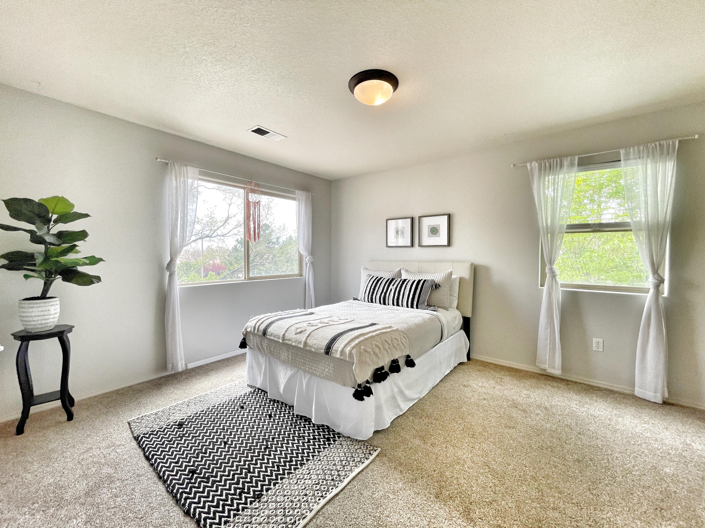 1613 Montiano Loop SE