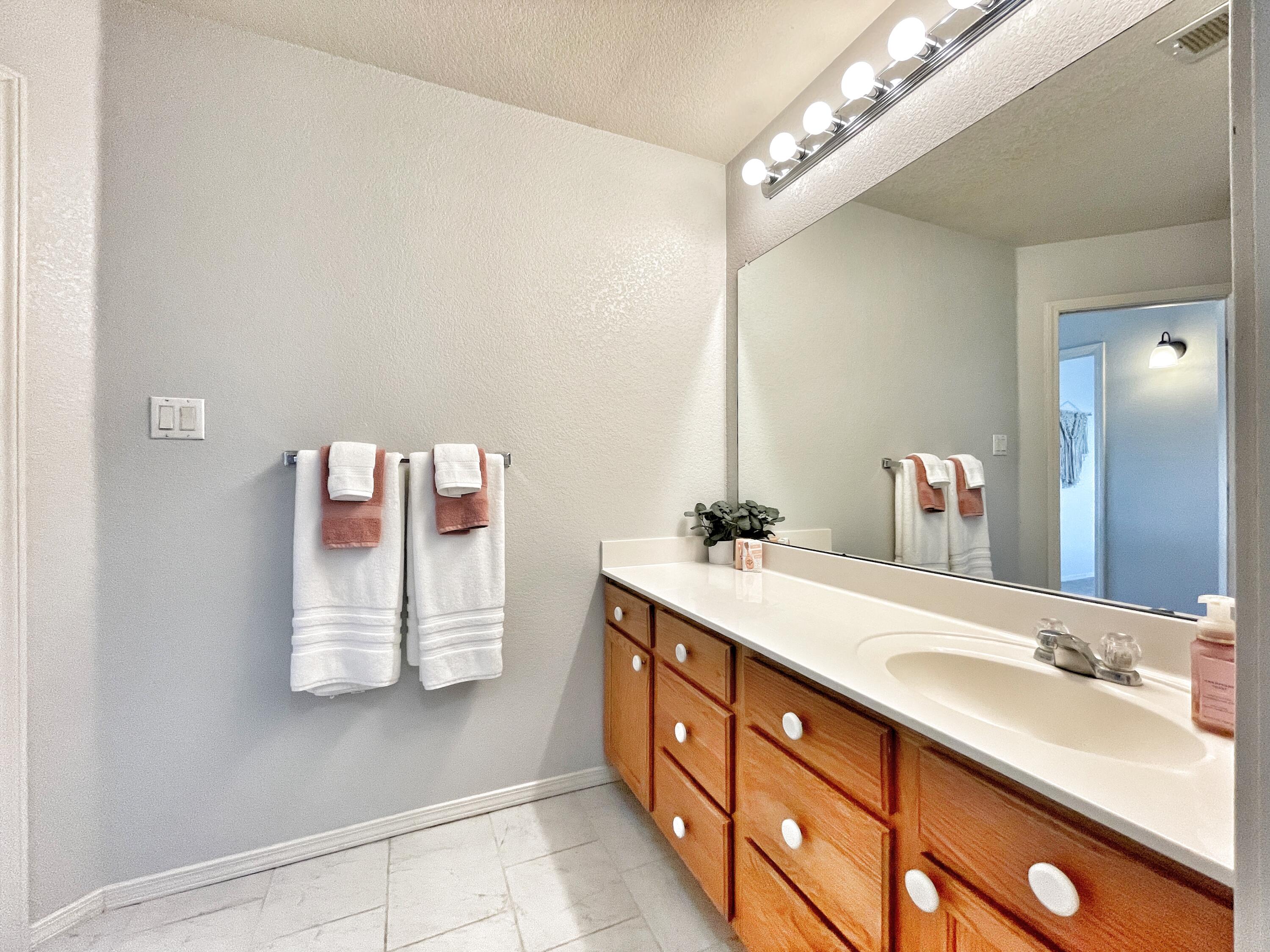 1613 Montiano Loop SE