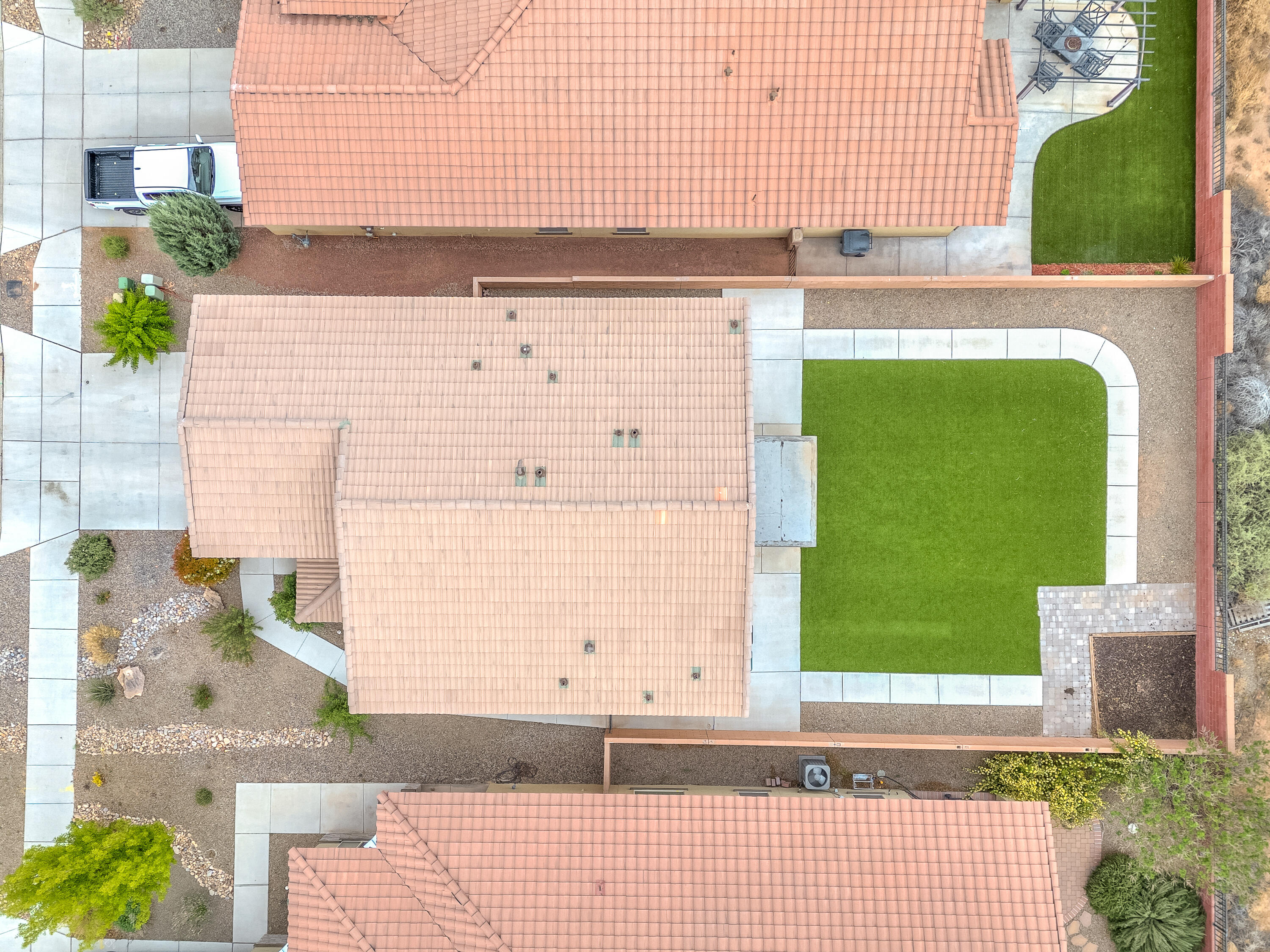3253 Llano Vista Loop NE
