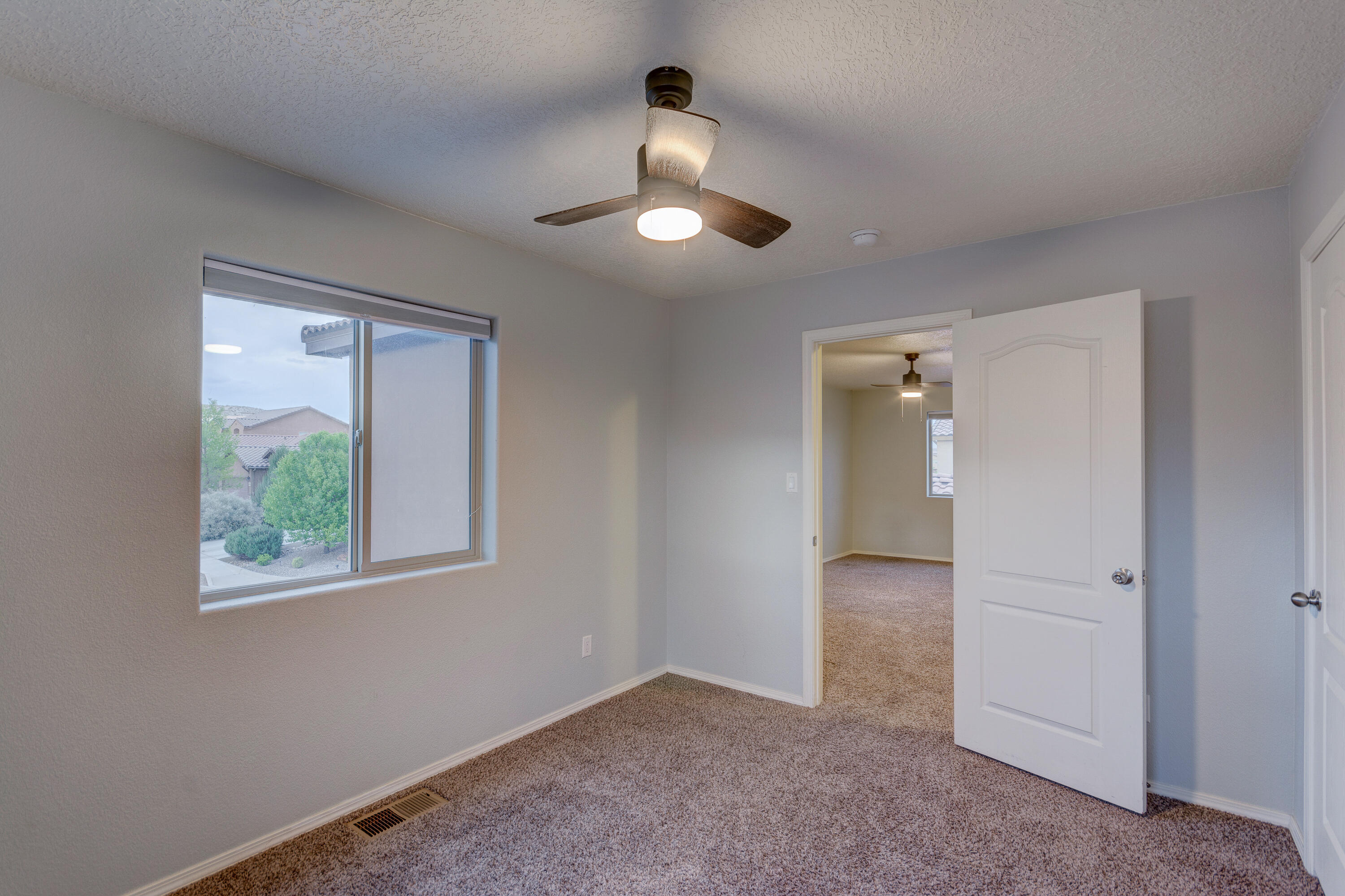 3253 Llano Vista Loop NE