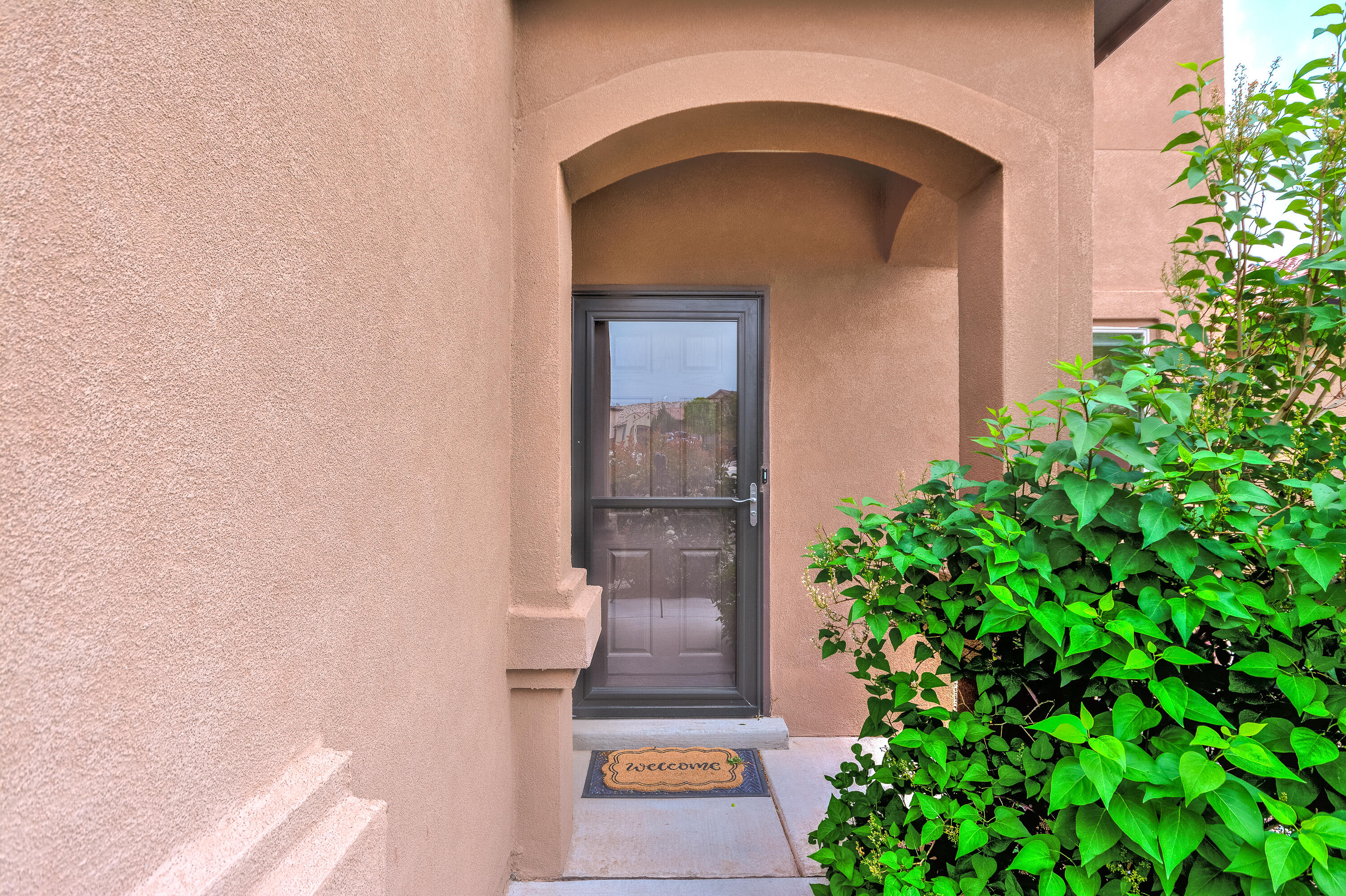 3253 Llano Vista Loop NE