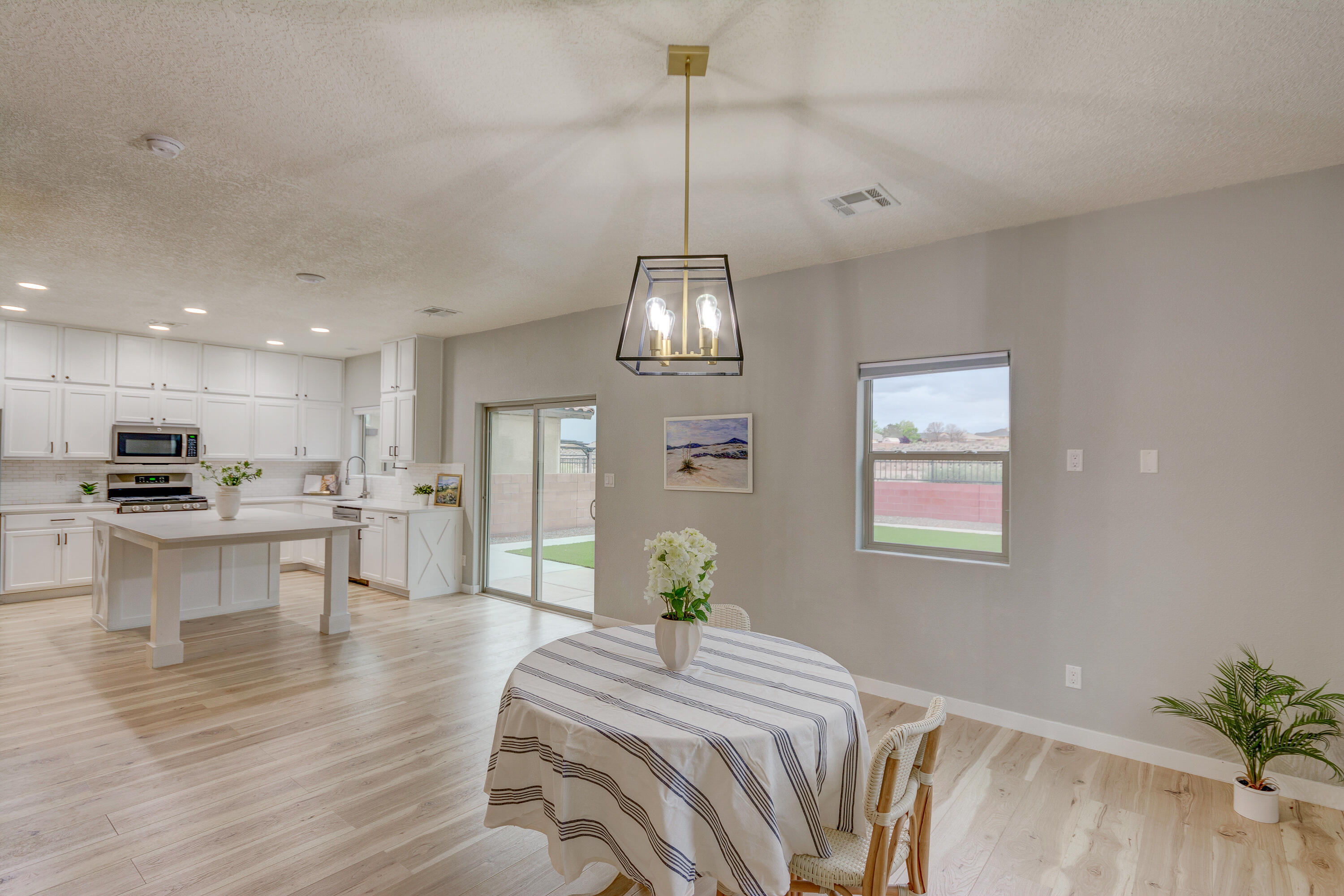 3253 Llano Vista Loop NE