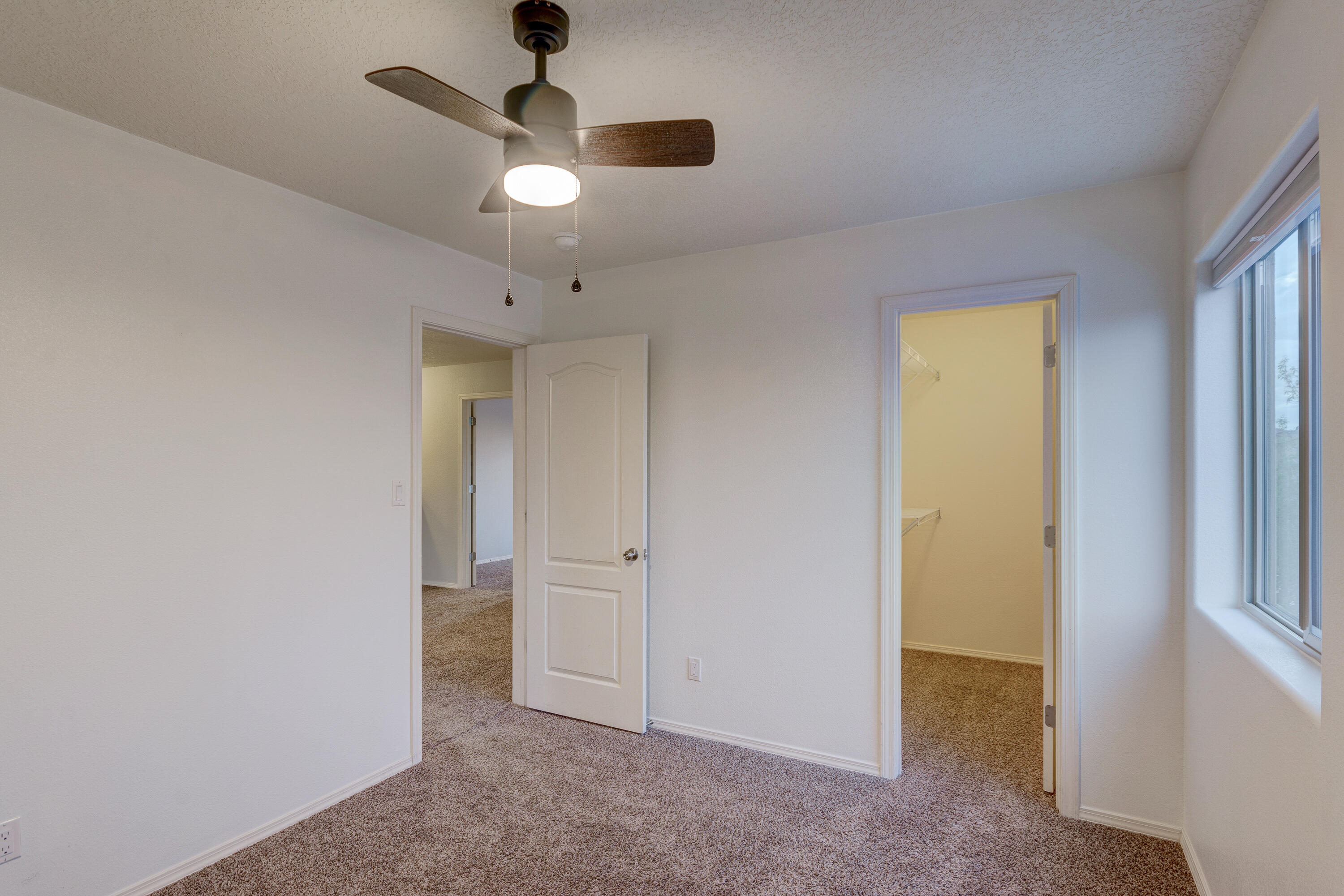 3253 Llano Vista Loop NE