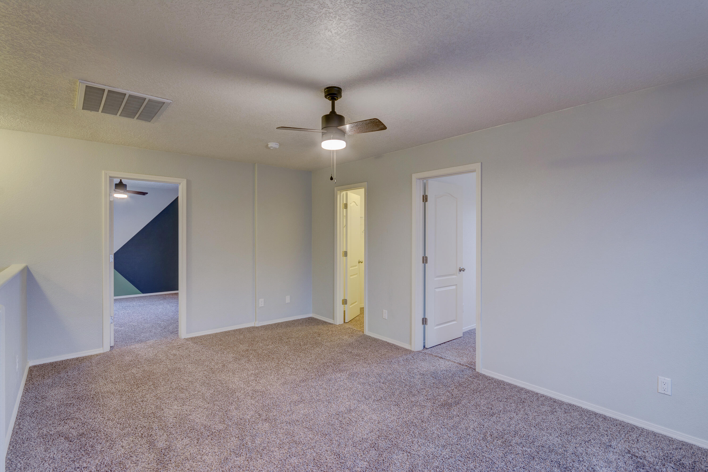 3253 Llano Vista Loop NE