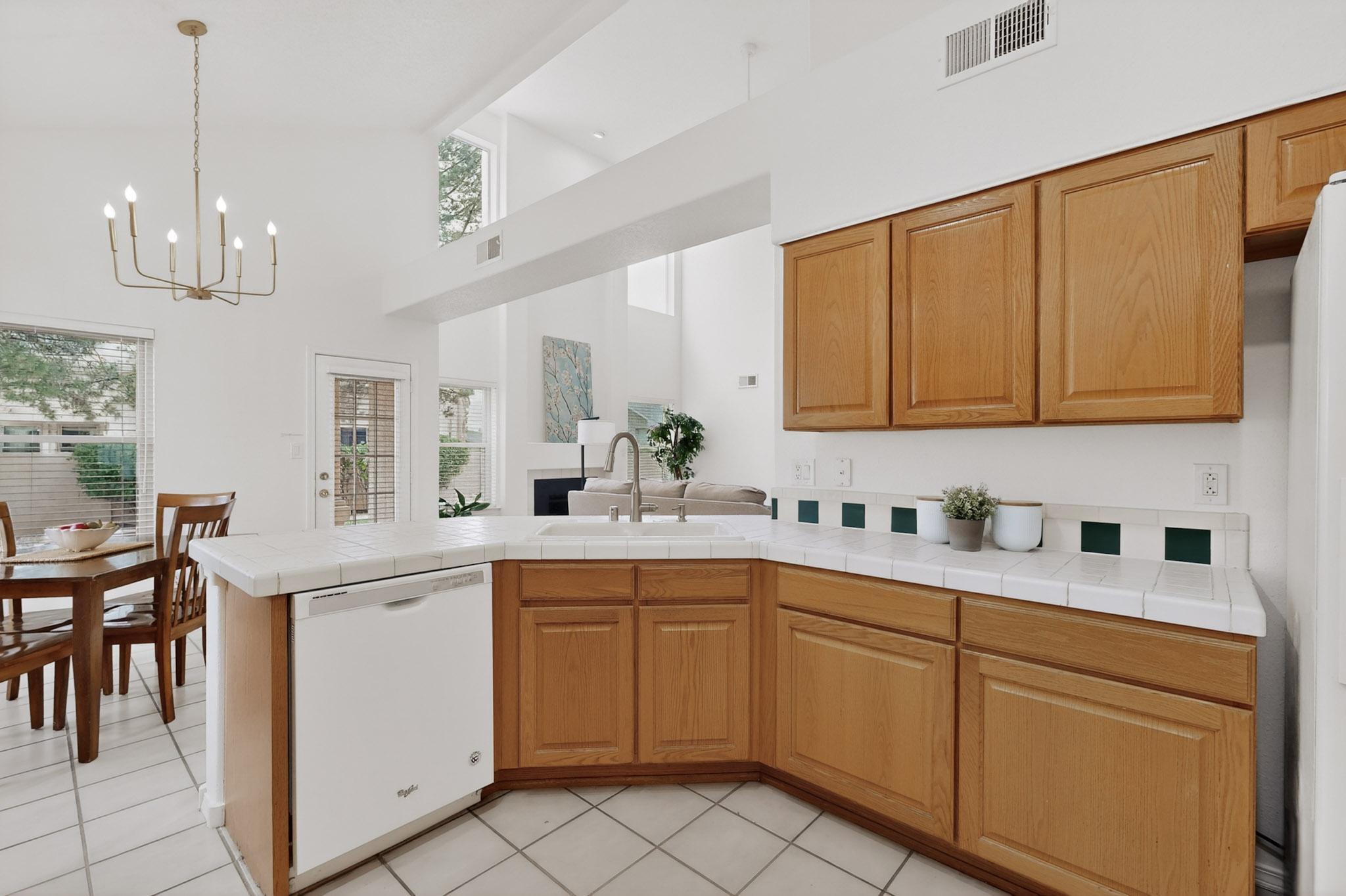 916 Tony Sanchez Drive SE