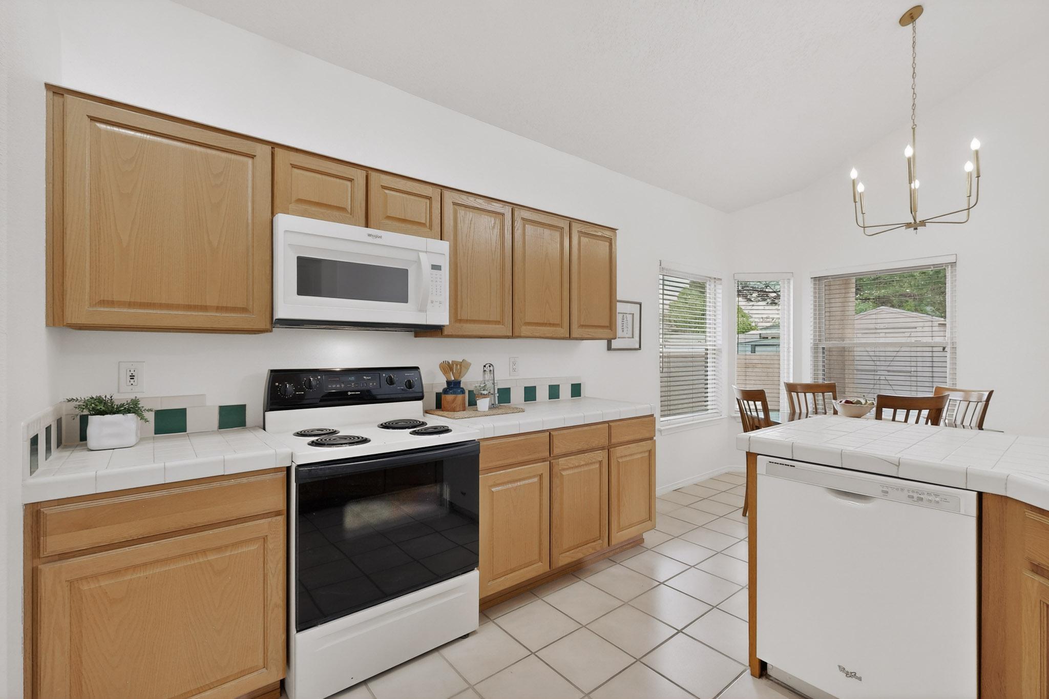 916 Tony Sanchez Drive SE