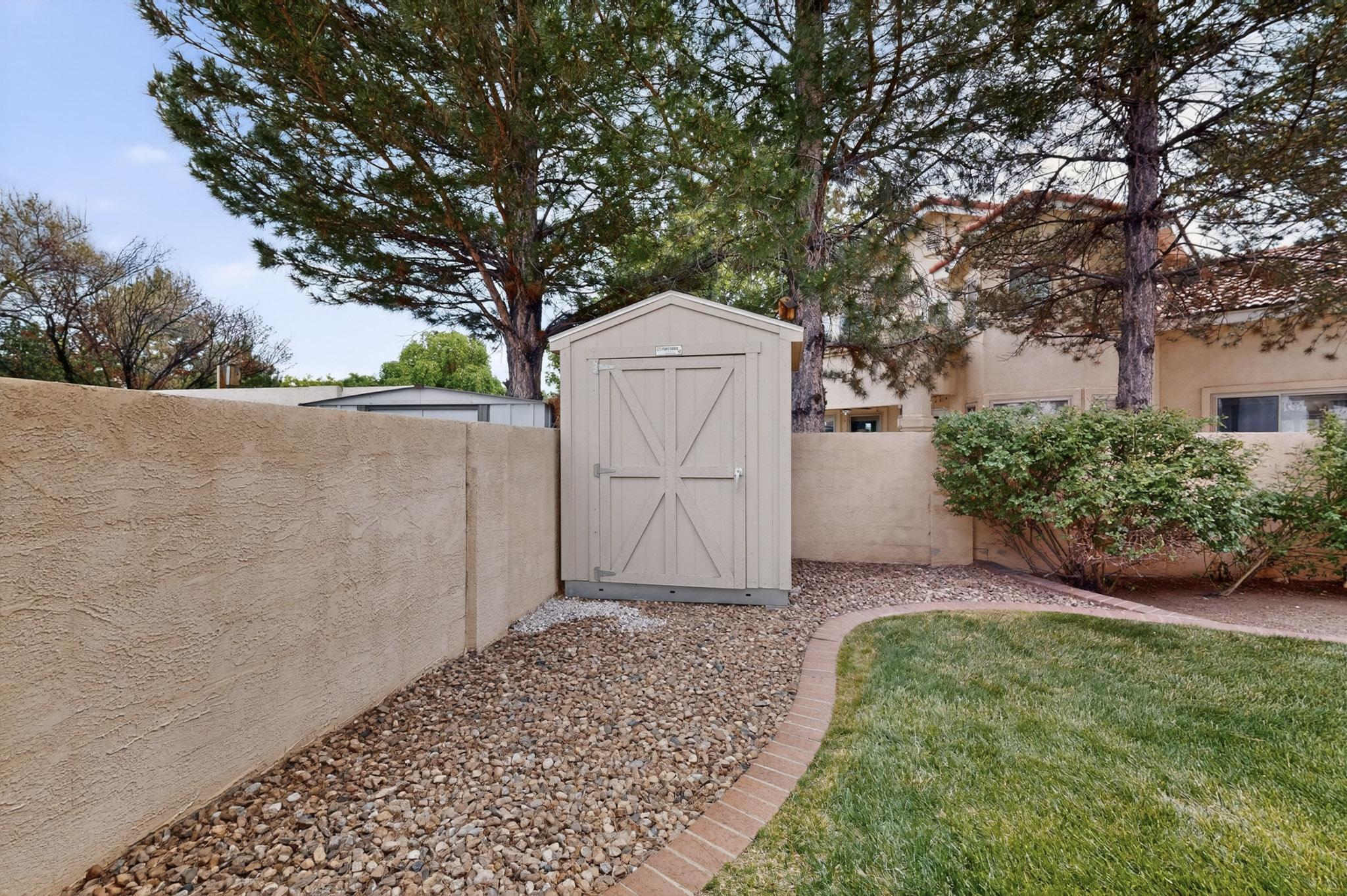 916 Tony Sanchez Drive SE