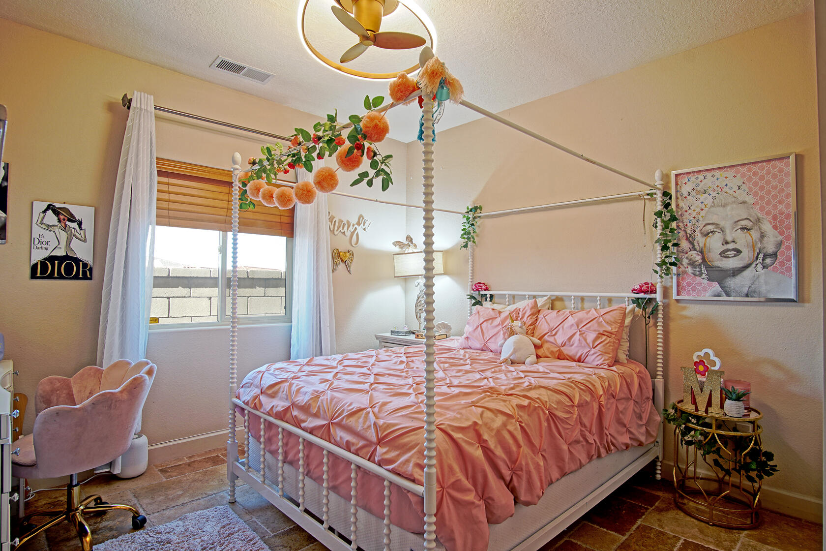 8831 Black Oak Court NE