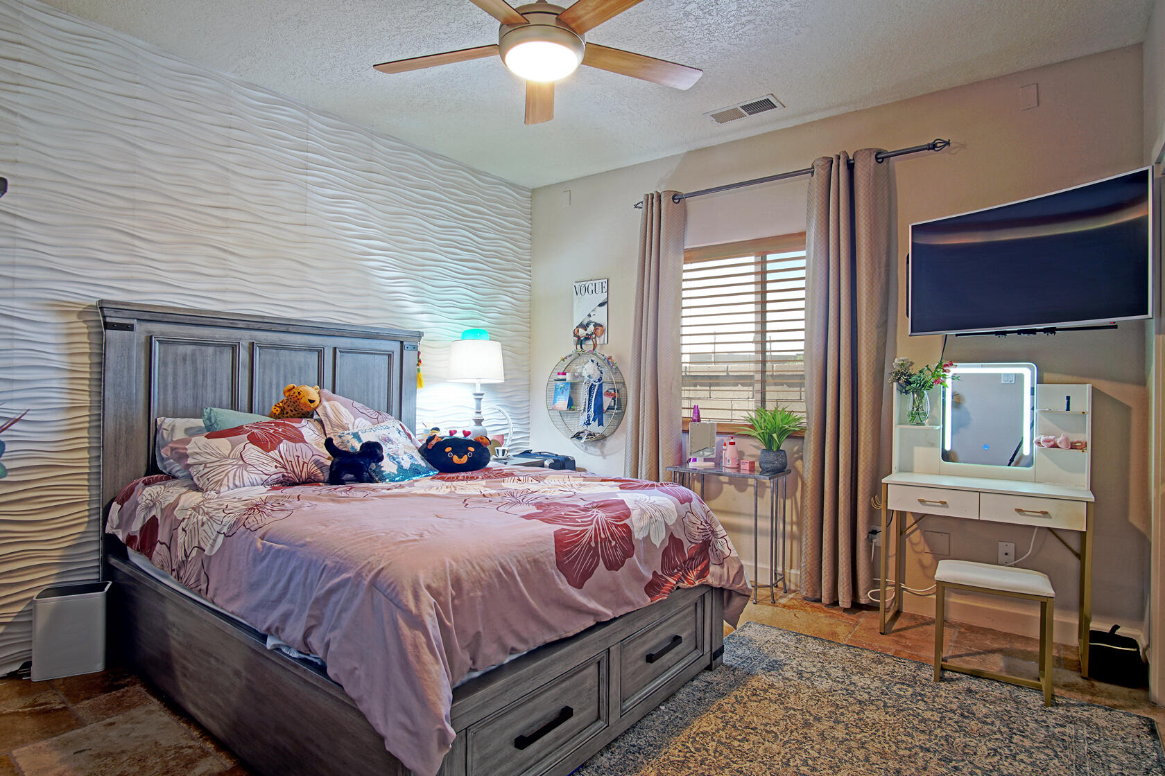 8831 Black Oak Court NE