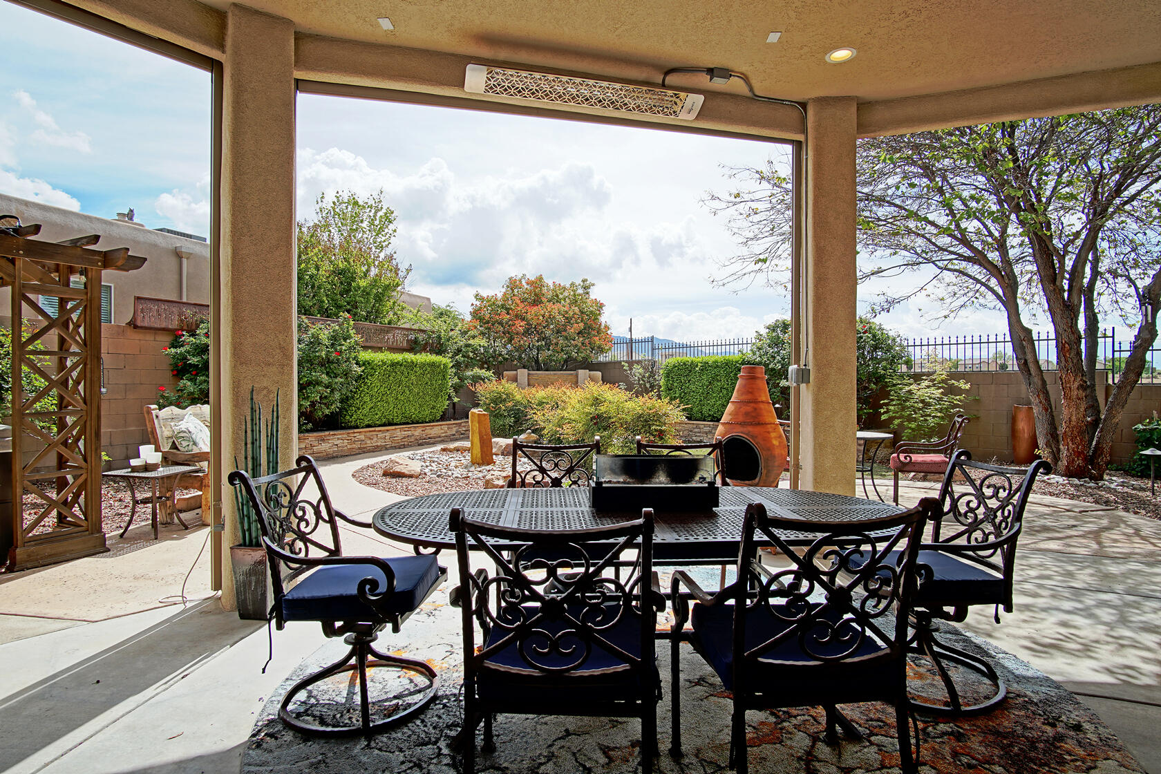 8831 Black Oak Court NE