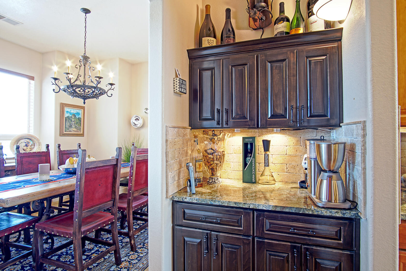 8831 Black Oak Court NE