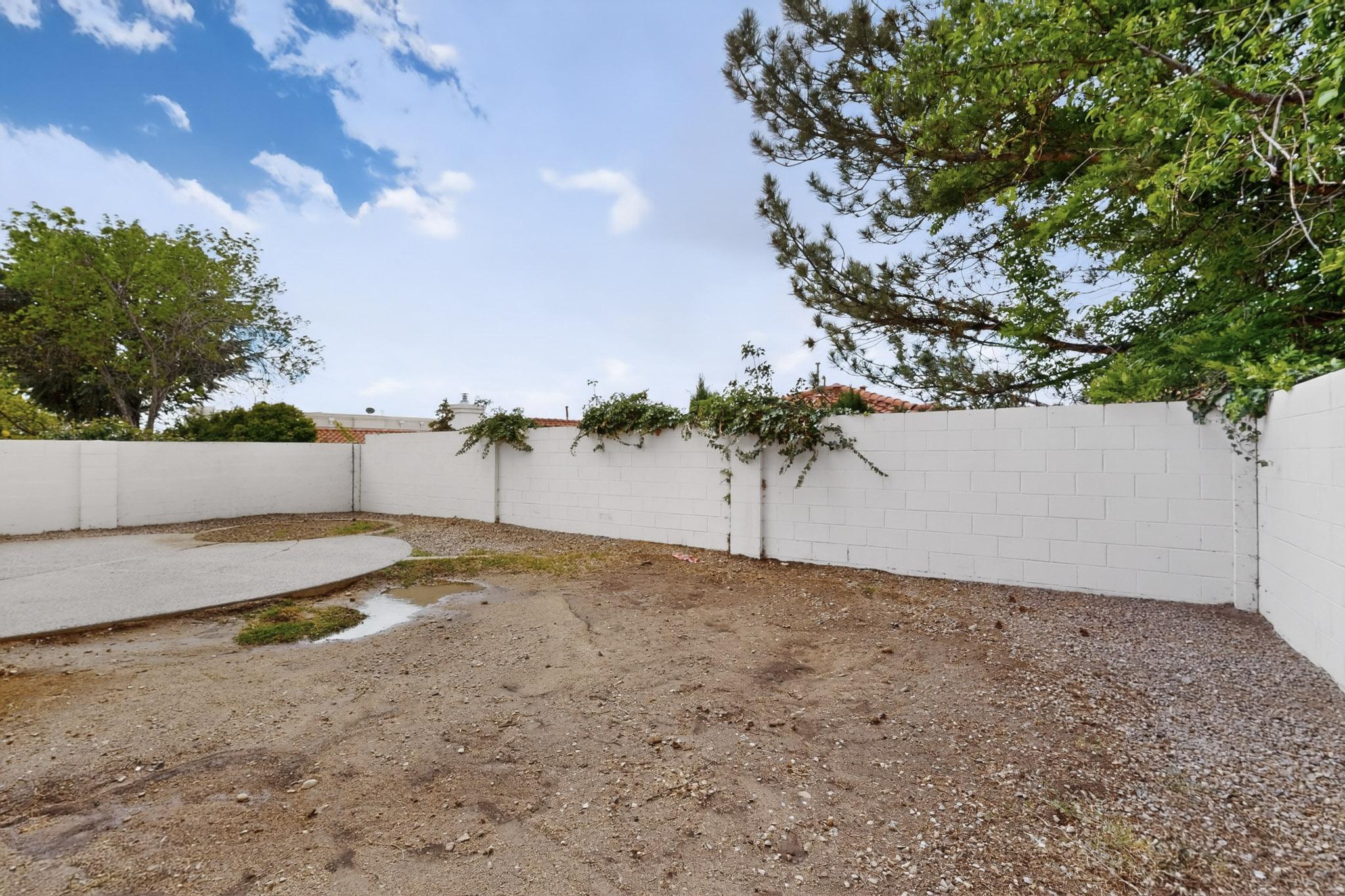 6125 Rosetree Place NE
