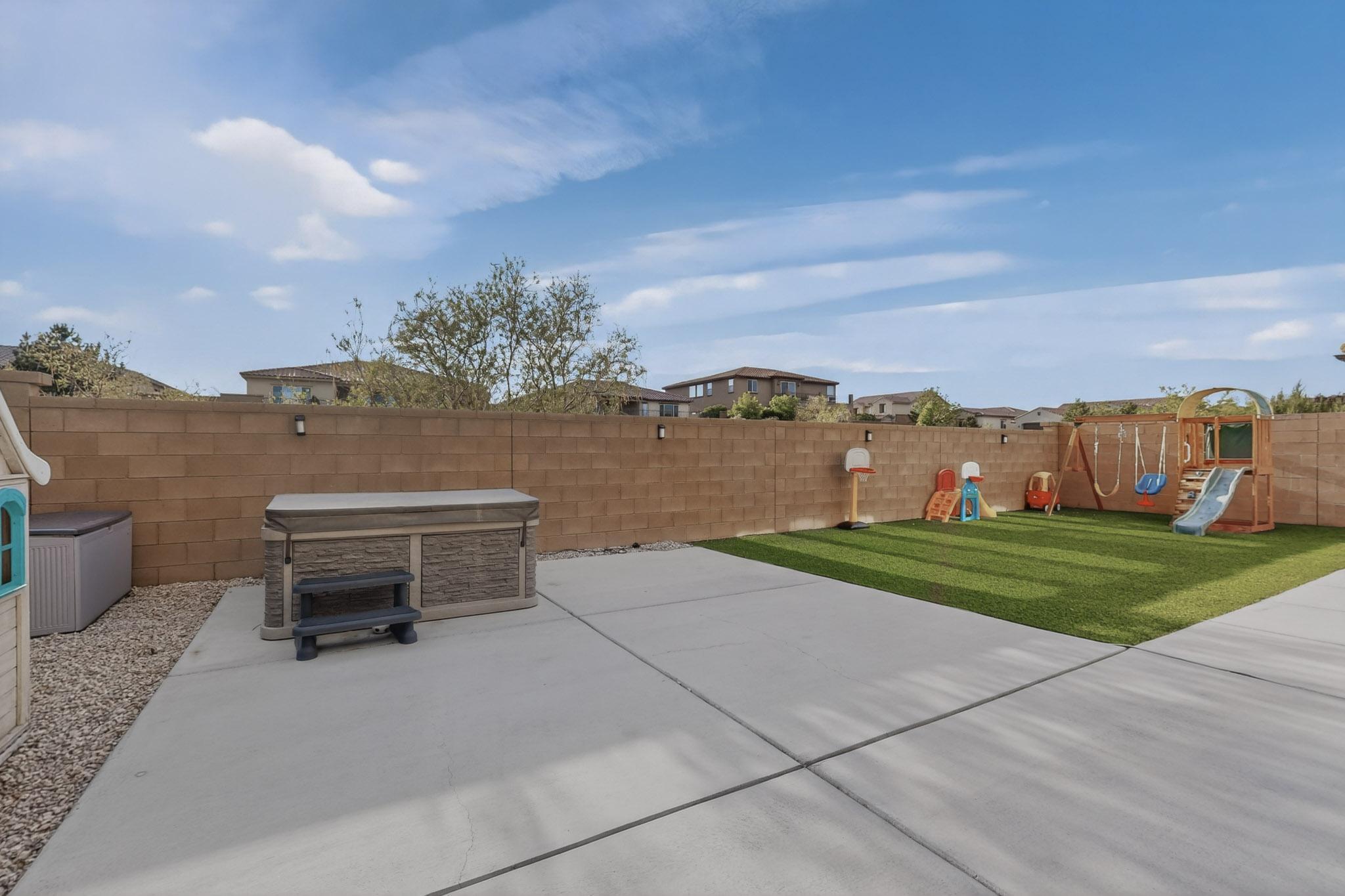 6815 Ojito Mesa Street NW