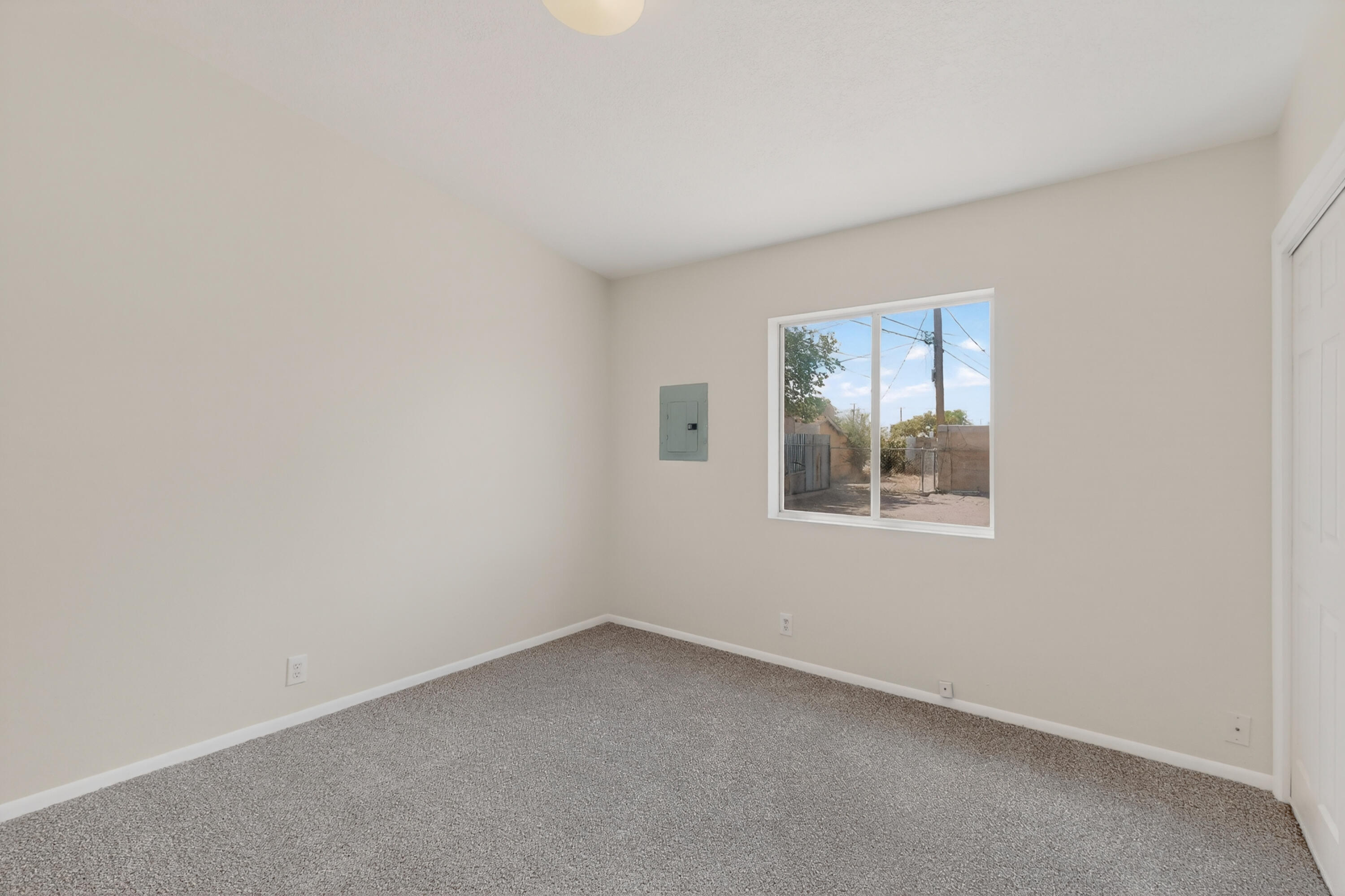 108 Garfield Avenue SE