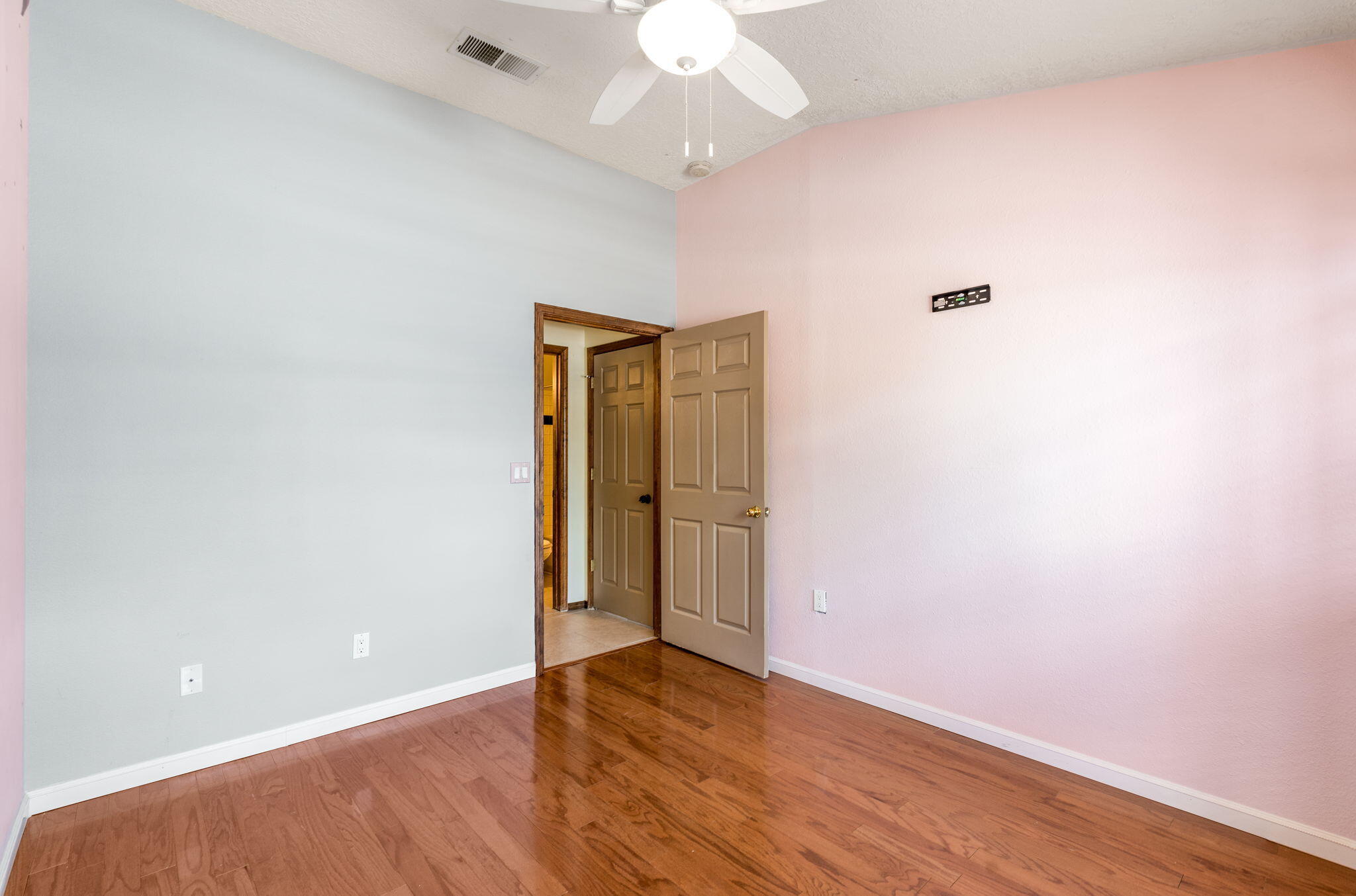 2240 Skybrook Drive NW