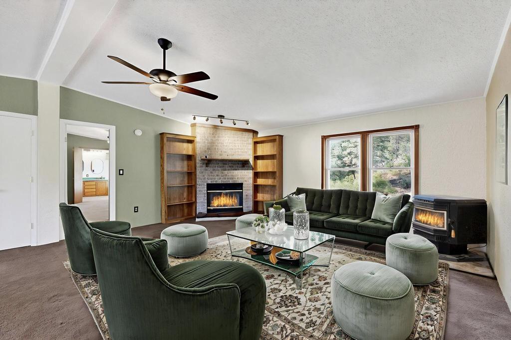 22 Ponderosa Drive