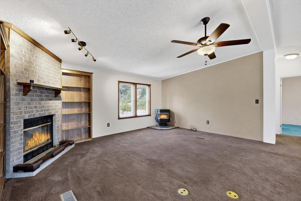 22 Ponderosa Drive