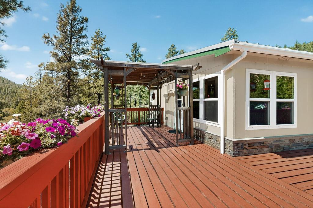 22 Ponderosa Drive