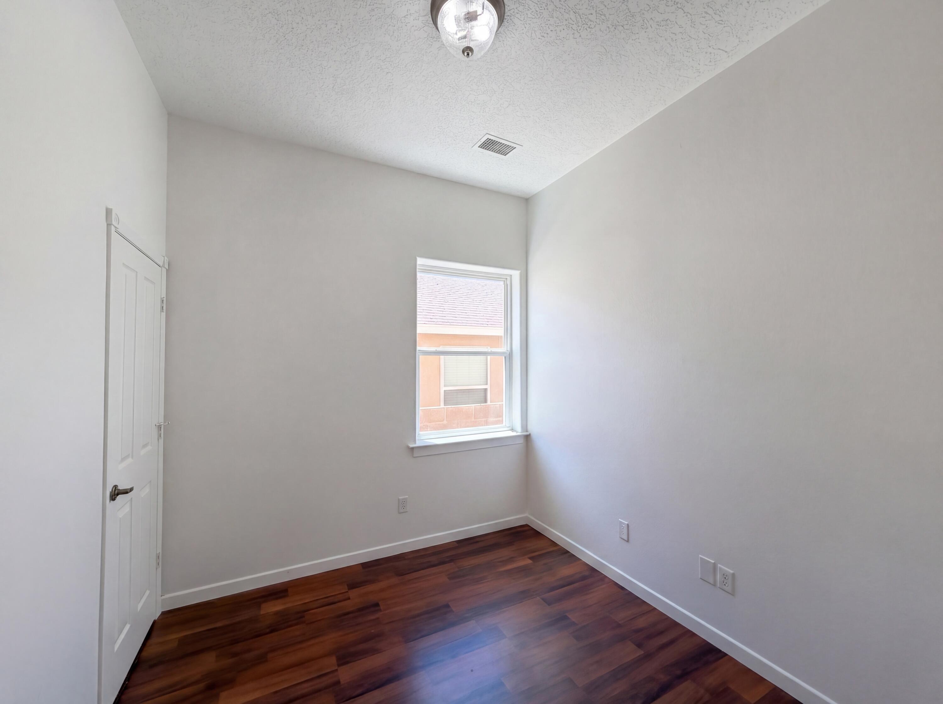 1313 Reynosa Loop SE