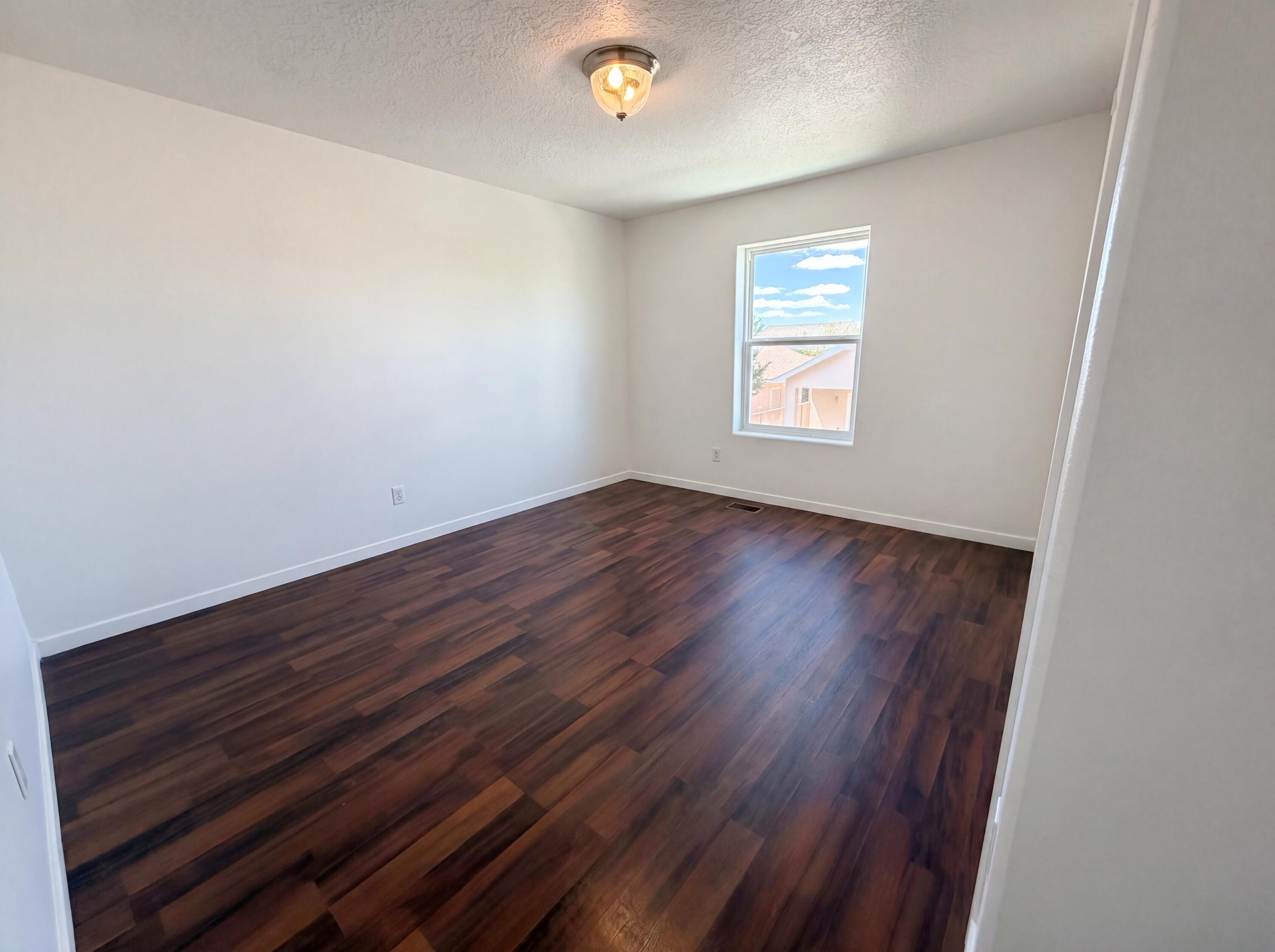 1313 Reynosa Loop SE