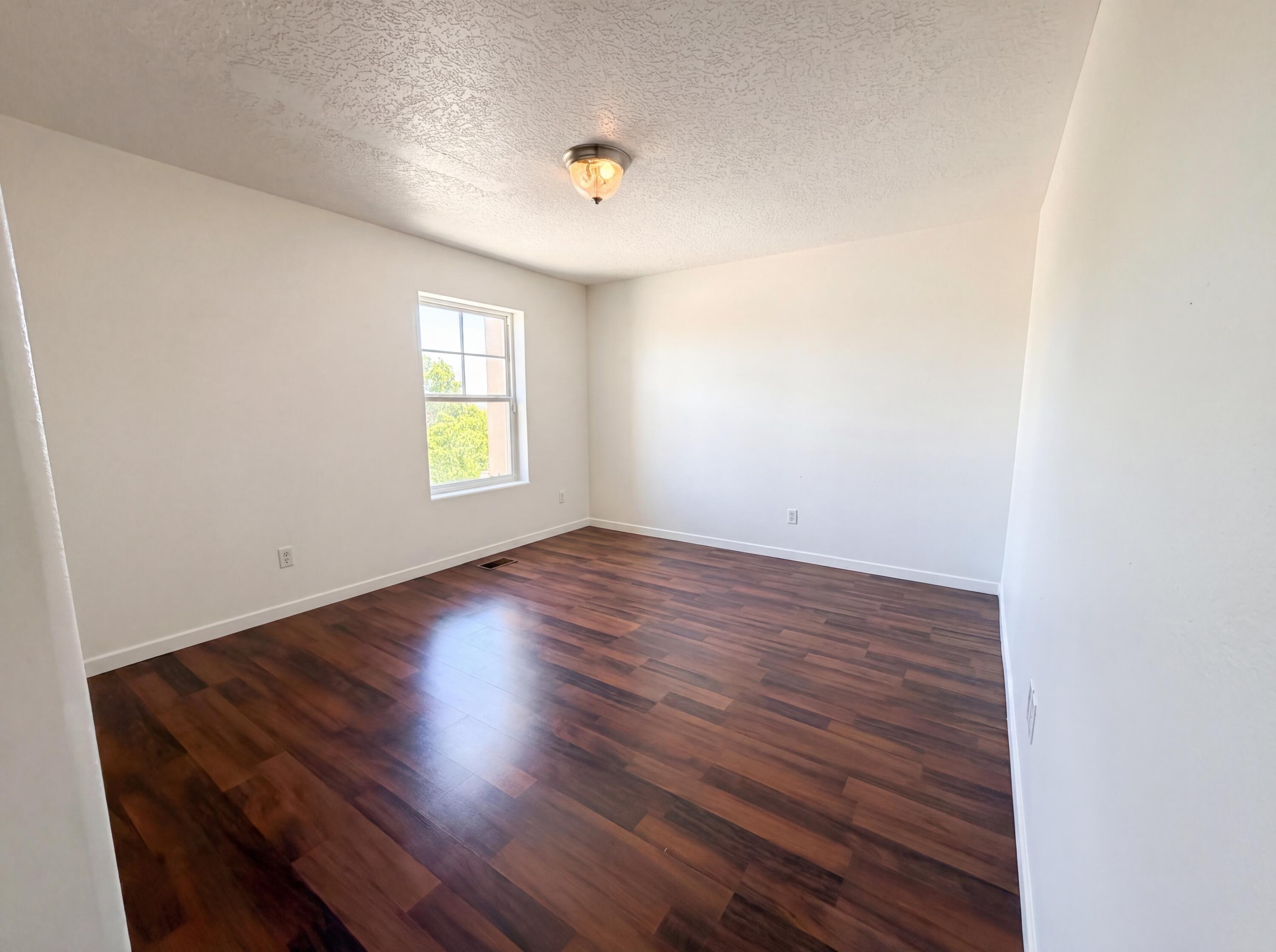 1313 Reynosa Loop SE