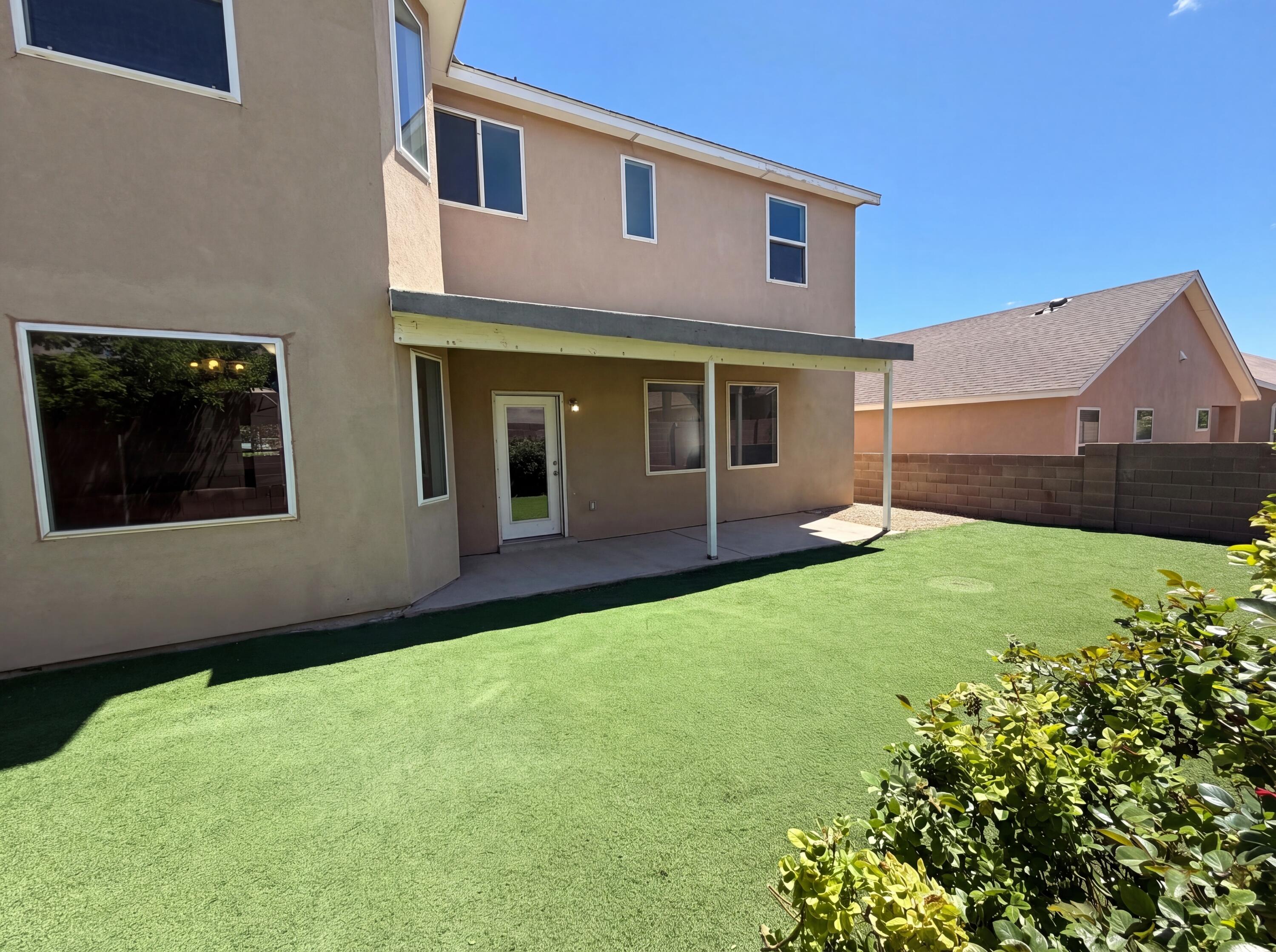 1313 Reynosa Loop SE